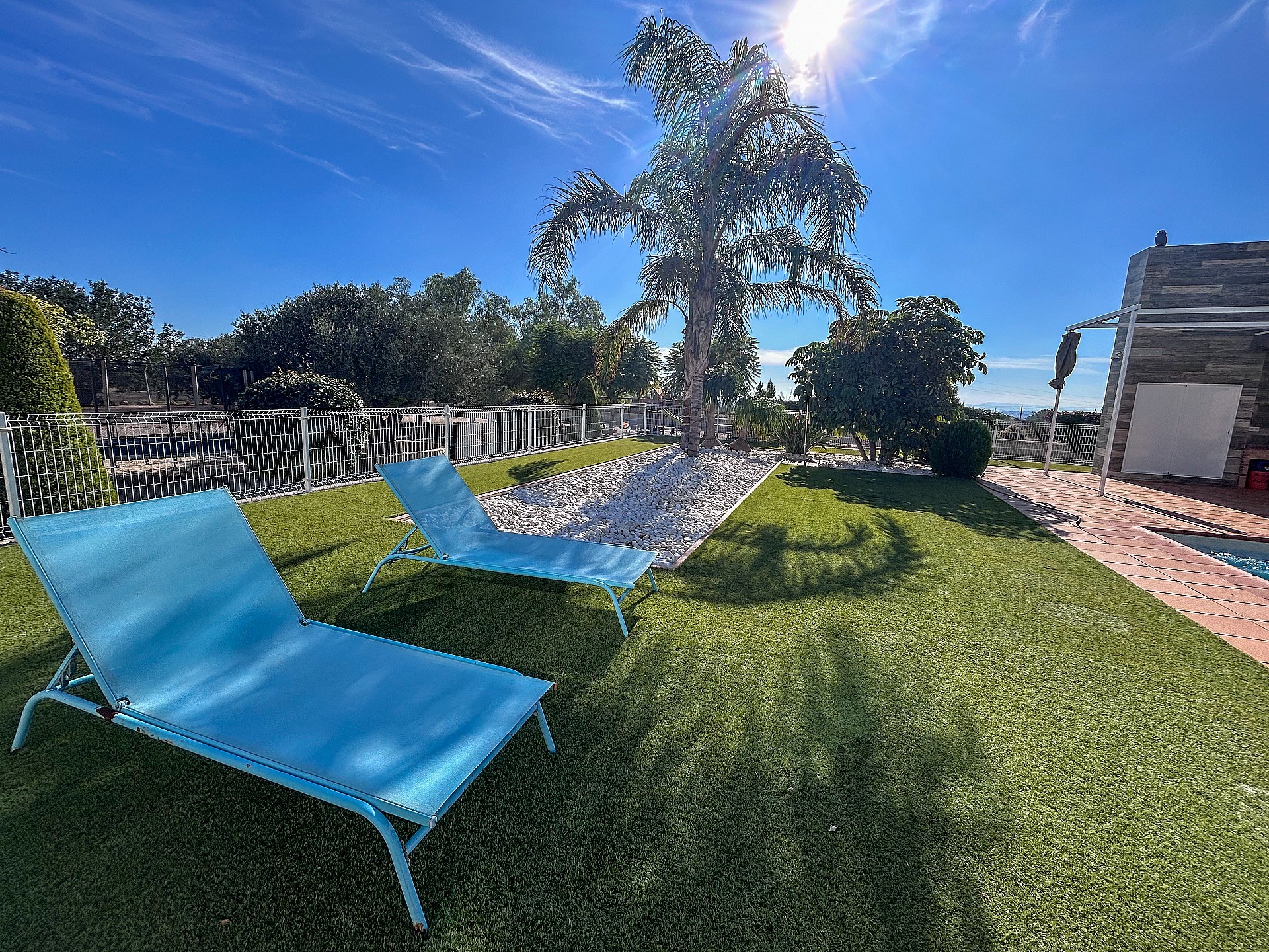 Resale - 8 Bedroom 7 Bathroom Villa in Crevillente -  - Alicante