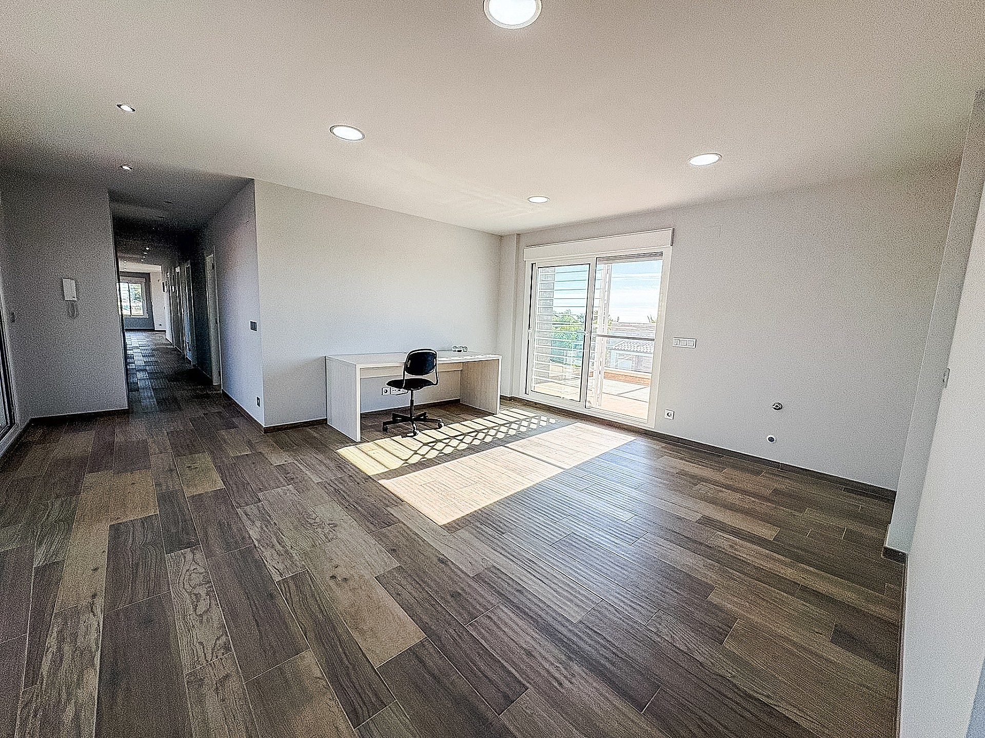 Resale - 8 Bedroom 7 Bathroom Villa in Crevillente -  - Alicante