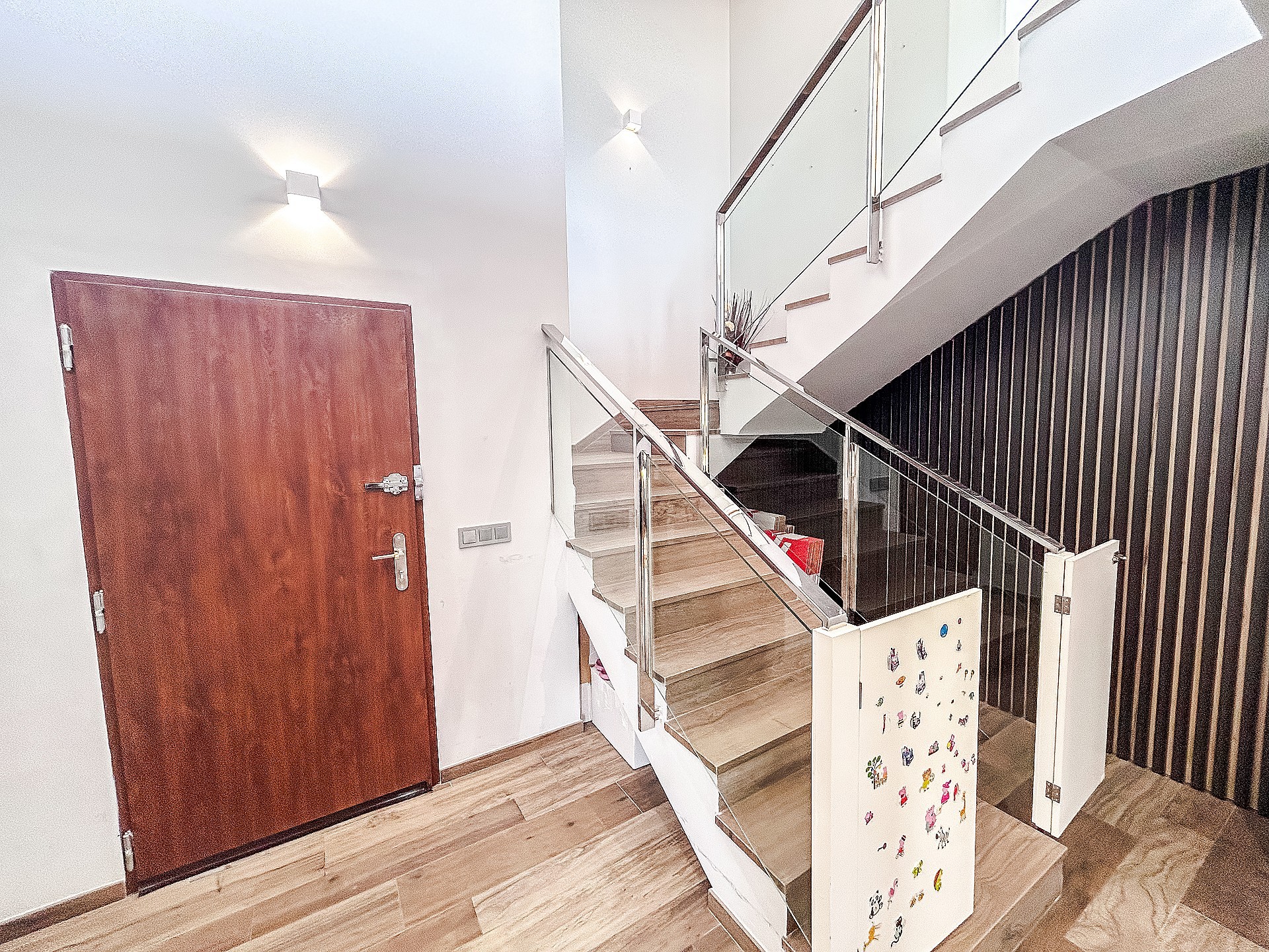 Resale - 8 Bedroom 7 Bathroom Villa in Crevillente -  - Alicante