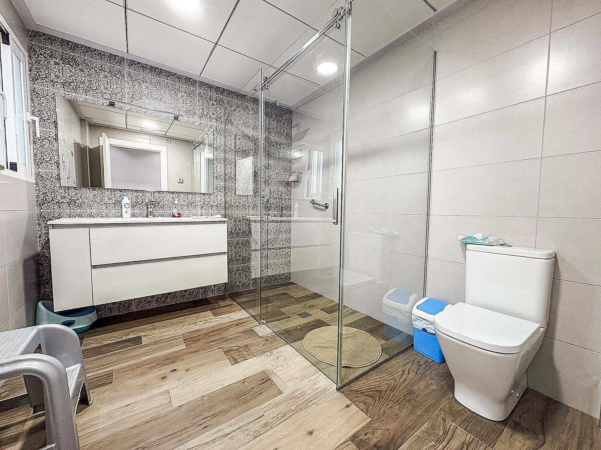 Resale - 8 Bedroom 7 Bathroom Villa in Crevillente -  - Alicante