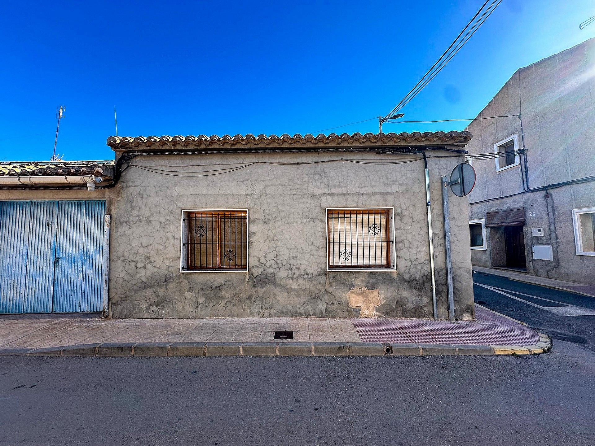 Resale - 3 Bedroom 2 Bathroom Townhouse in Pinoso -  - Alicante
