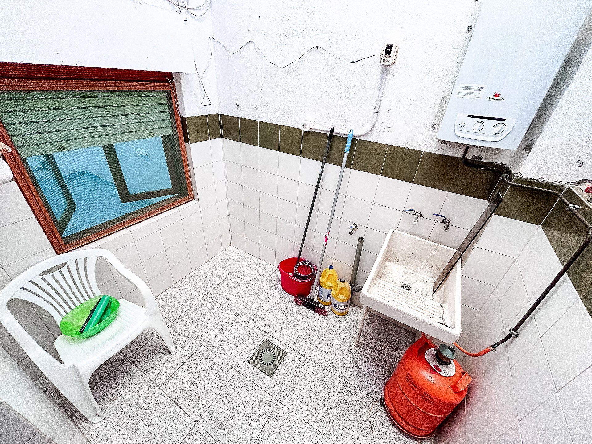 Resale - 3 Bedroom 2 Bathroom Townhouse in Pinoso -  - Alicante