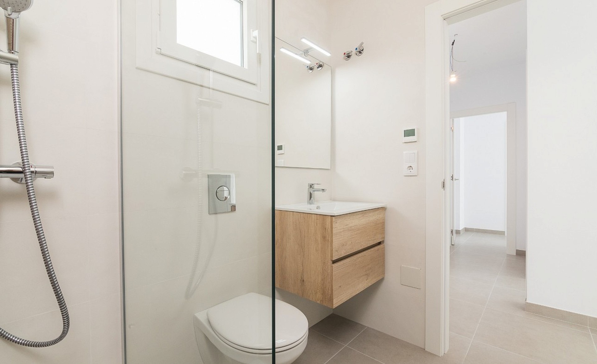 Resale - 3 Bedroom 2 Bathroom Villa in Polop -  - Alicante