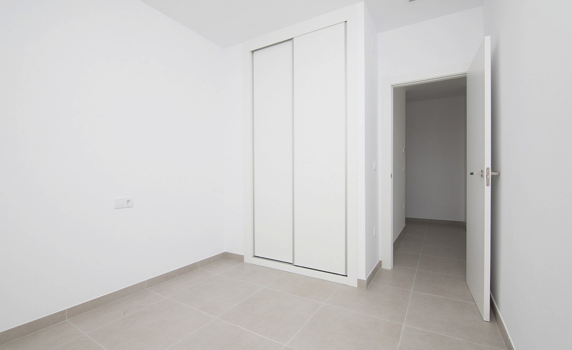 Resale - 3 Bedroom 2 Bathroom Villa in Polop -  - Alicante