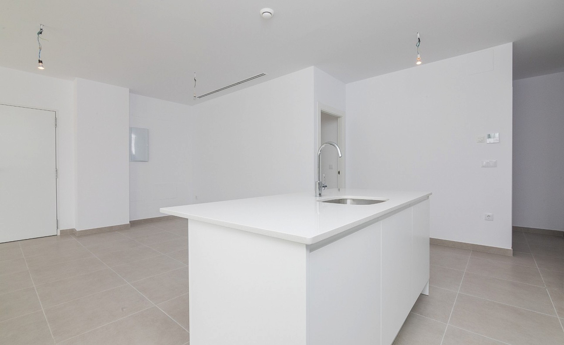 Resale - 3 Bedroom 2 Bathroom Villa in Polop -  - Alicante