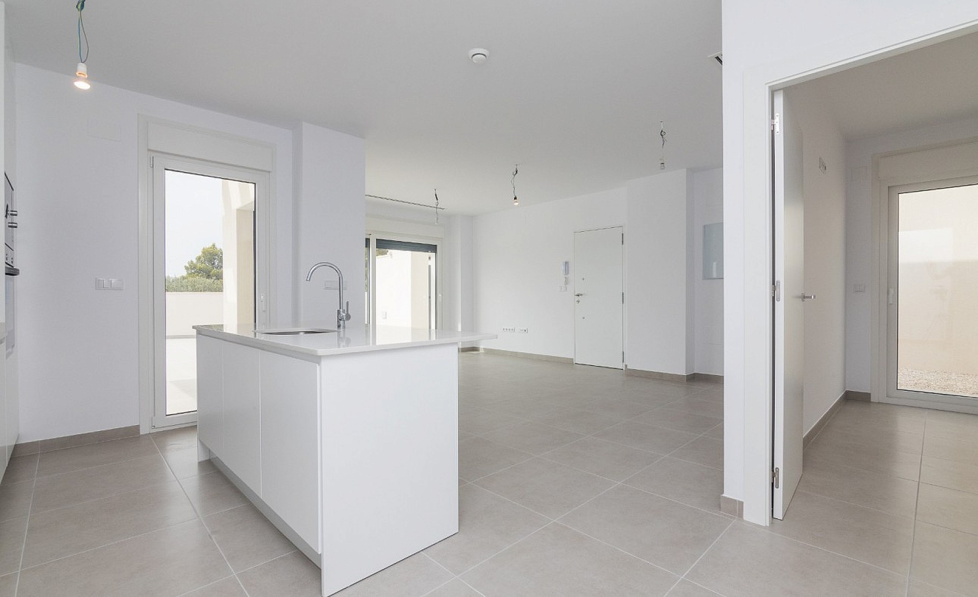 Resale - 3 Bedroom 2 Bathroom Villa in Polop -  - Alicante