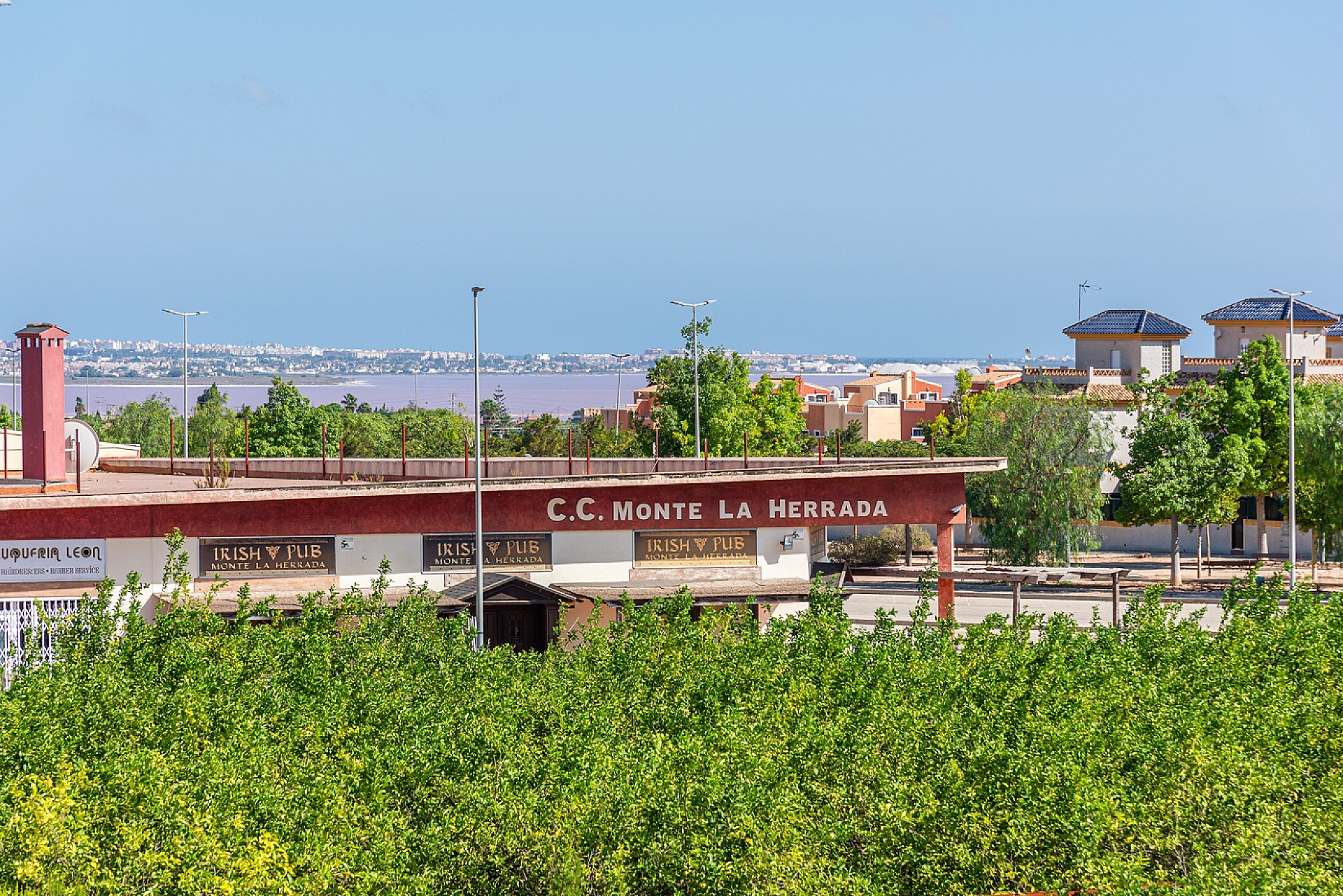 Resale - 3 Bedroom 2 Bathroom Villa in Benijófar -  - Alicante