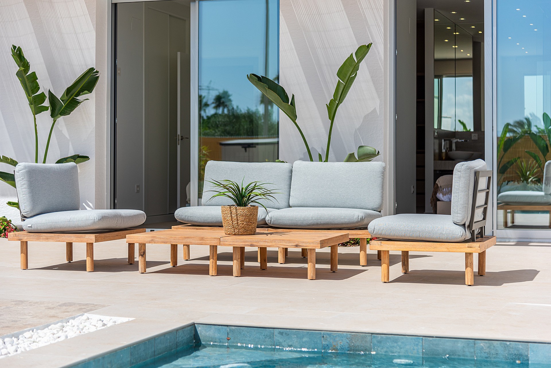 Resale - 3 Bedroom 2 Bathroom Villa in Benijófar -  - Alicante