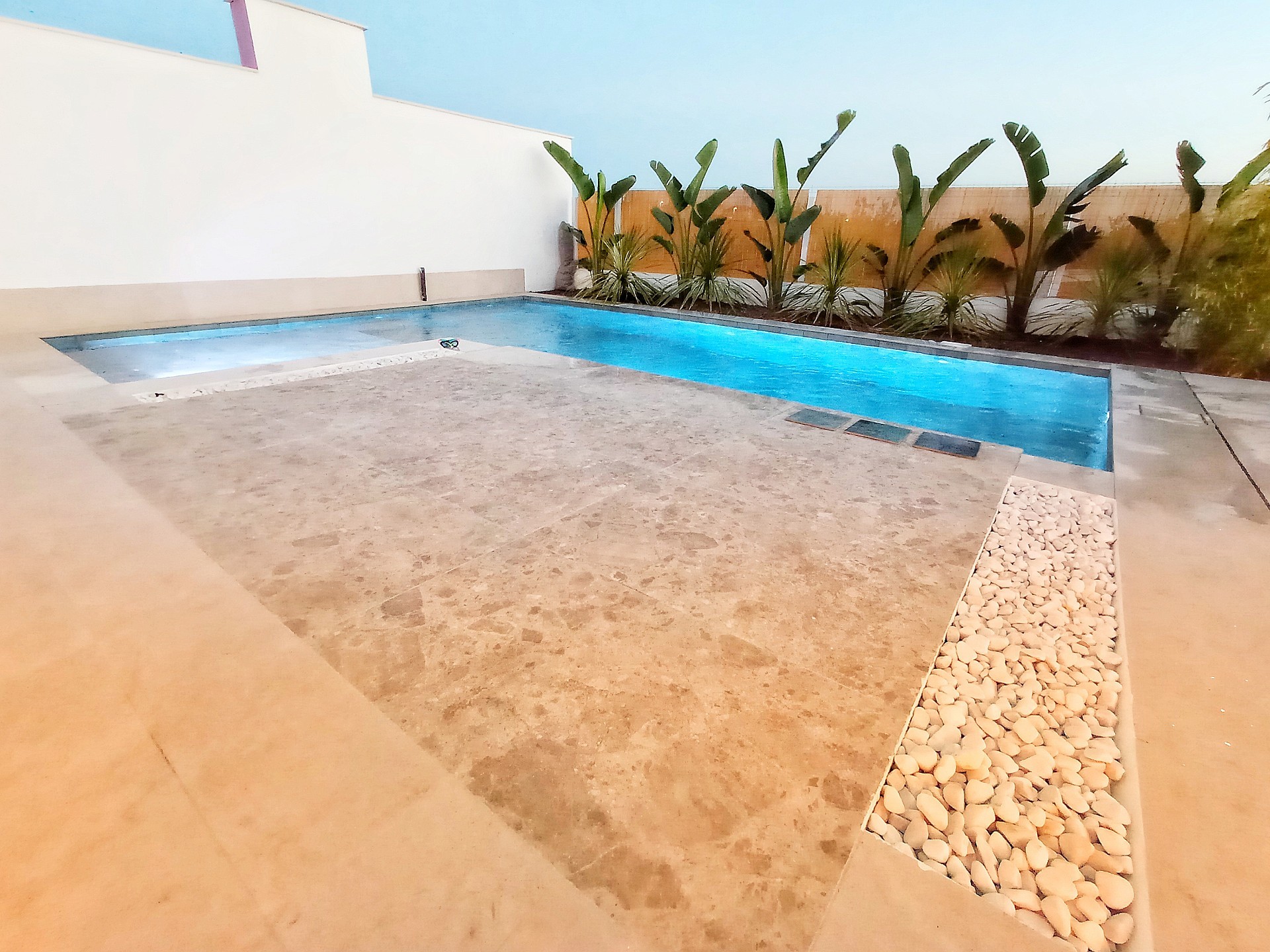 Resale - 3 Bedroom 2 Bathroom Villa in Benijófar -  - Alicante