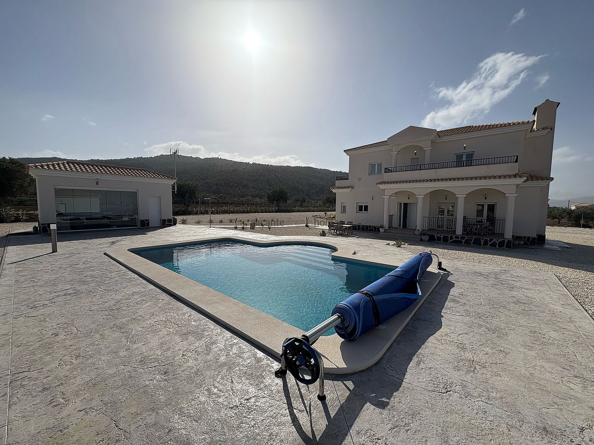 Resale - 4 Bedroom 3 Bathroom Villa in Pinoso - , Pinoso, Alicante, Spain - Alicante