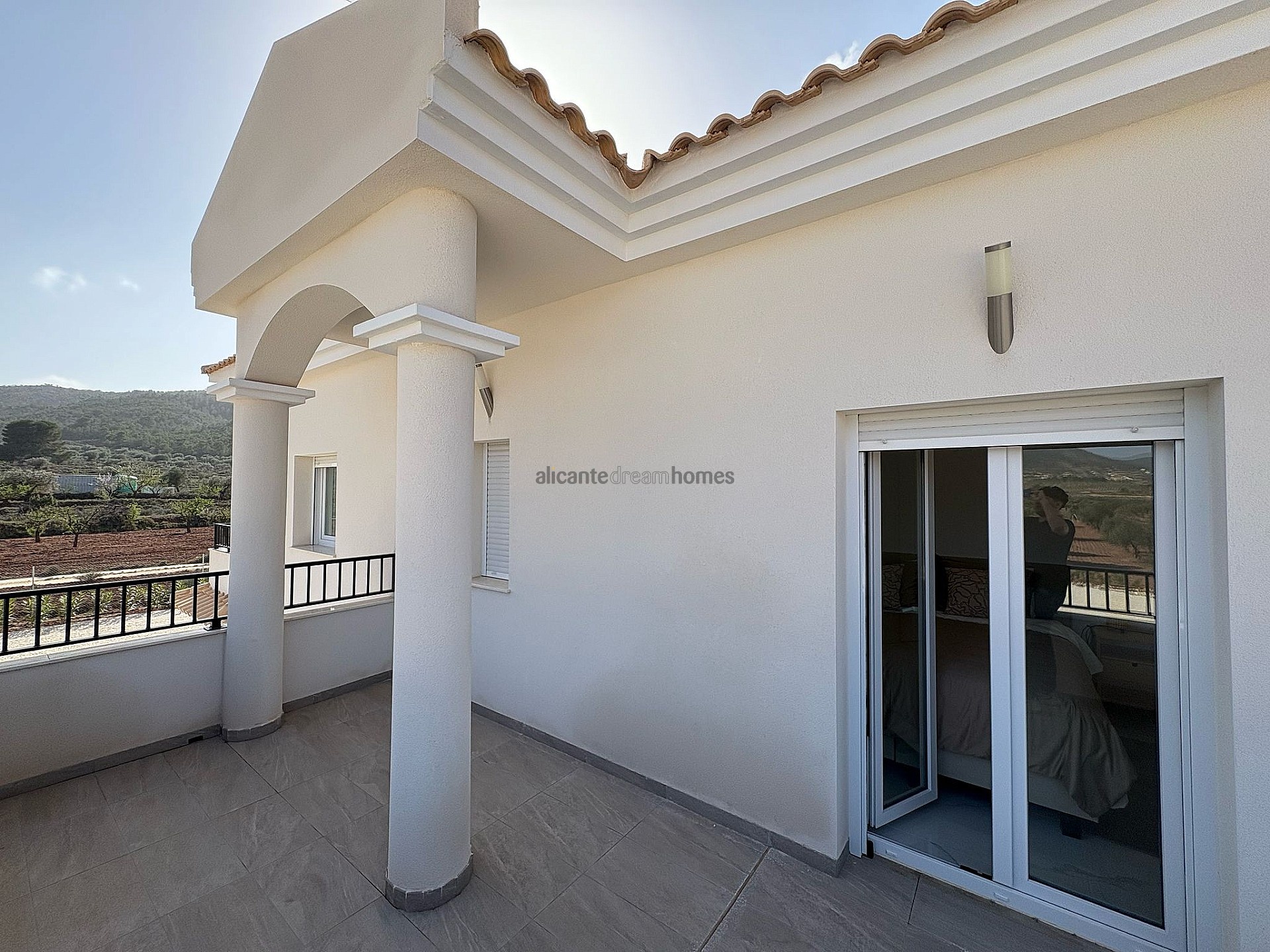 Resale - 4 Bedroom 3 Bathroom Villa in Pinoso - , Pinoso, Alicante, Spain - Alicante