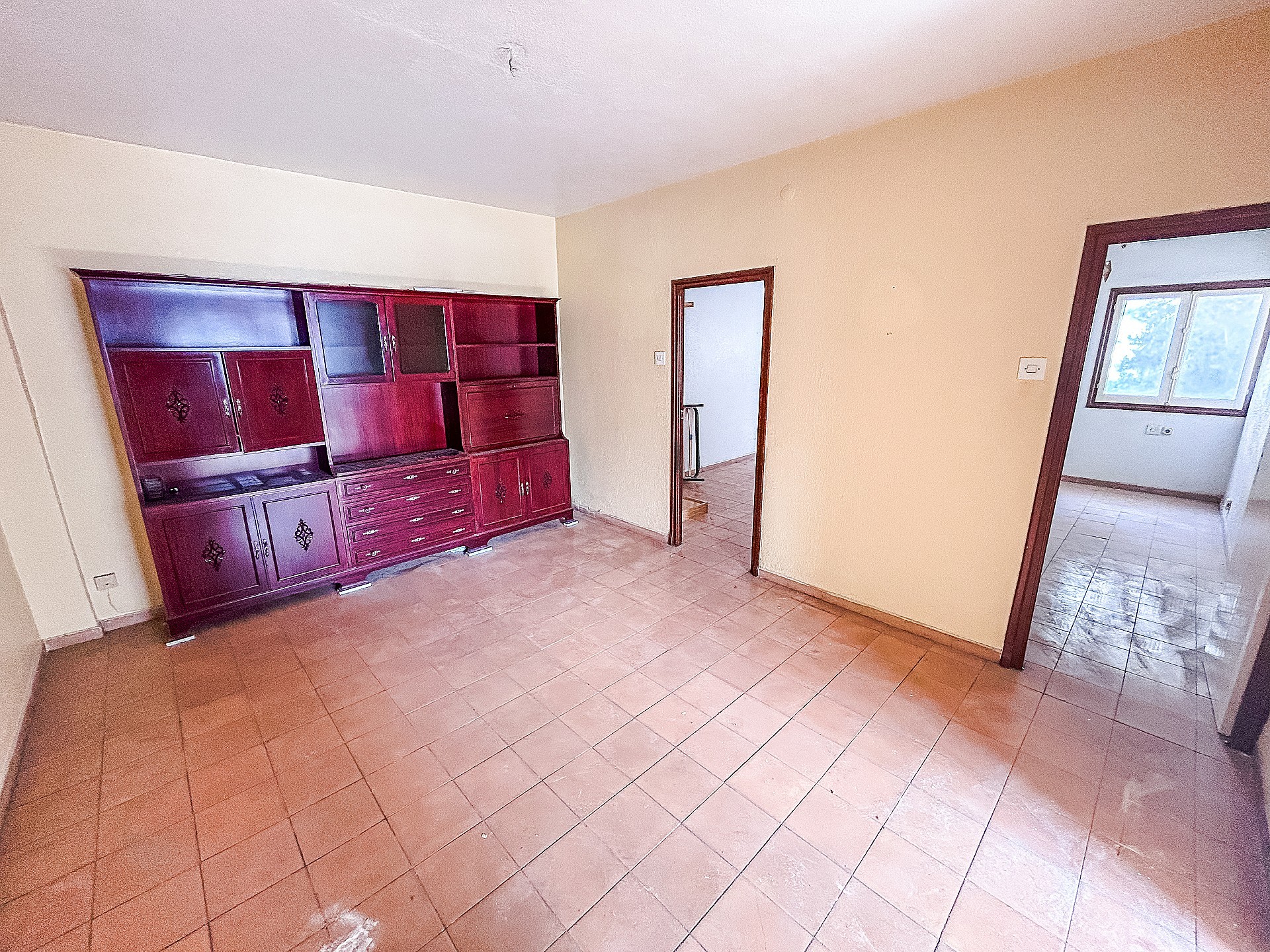 Resale - 6 Bedroom 2 Bathroom Restoration Project in Petrer -  - Alicante