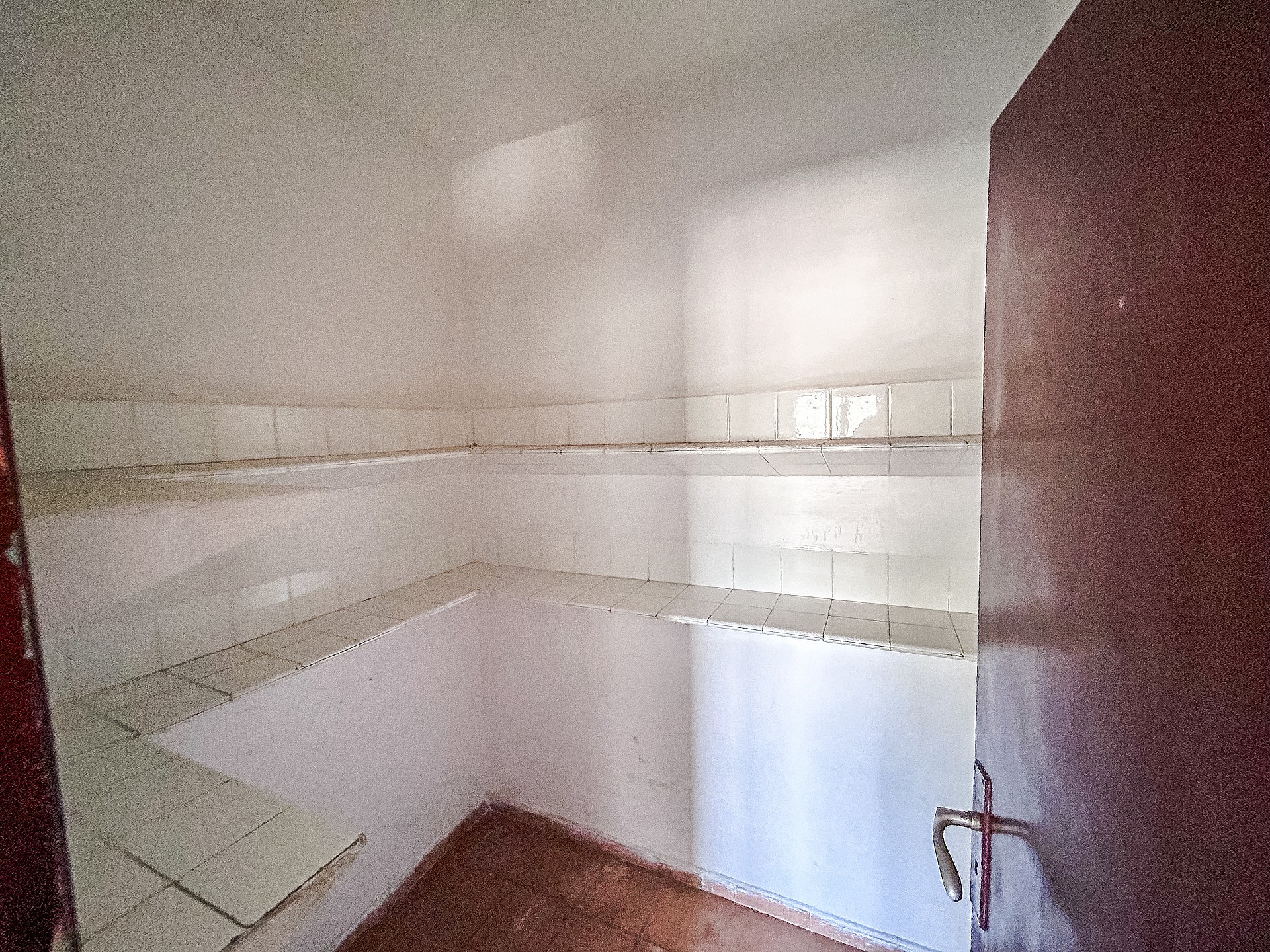 Resale - 6 Bedroom 2 Bathroom Restoration Project in Petrer -  - Alicante