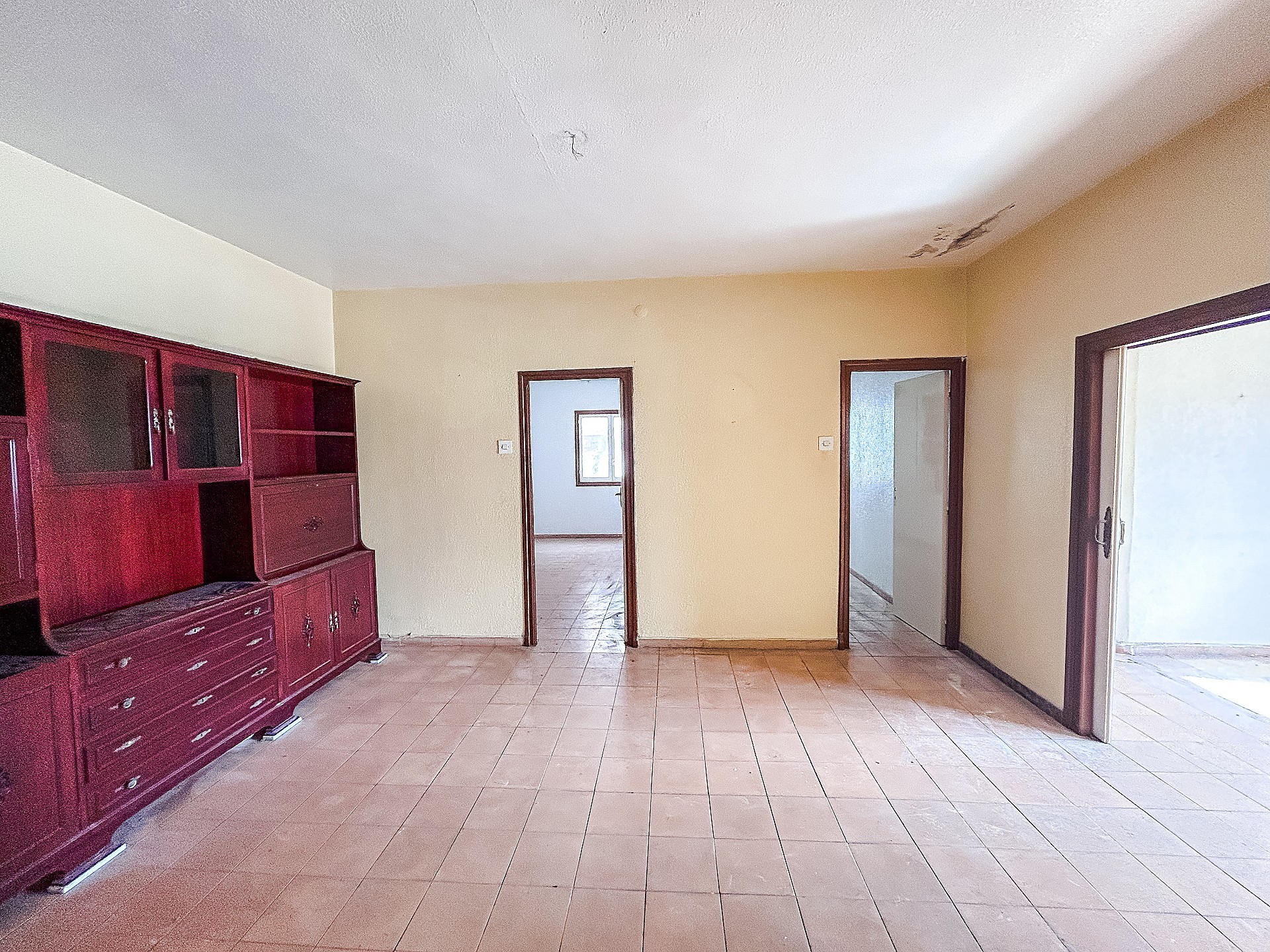 Resale - 6 Bedroom 2 Bathroom Restoration Project in Petrer -  - Alicante