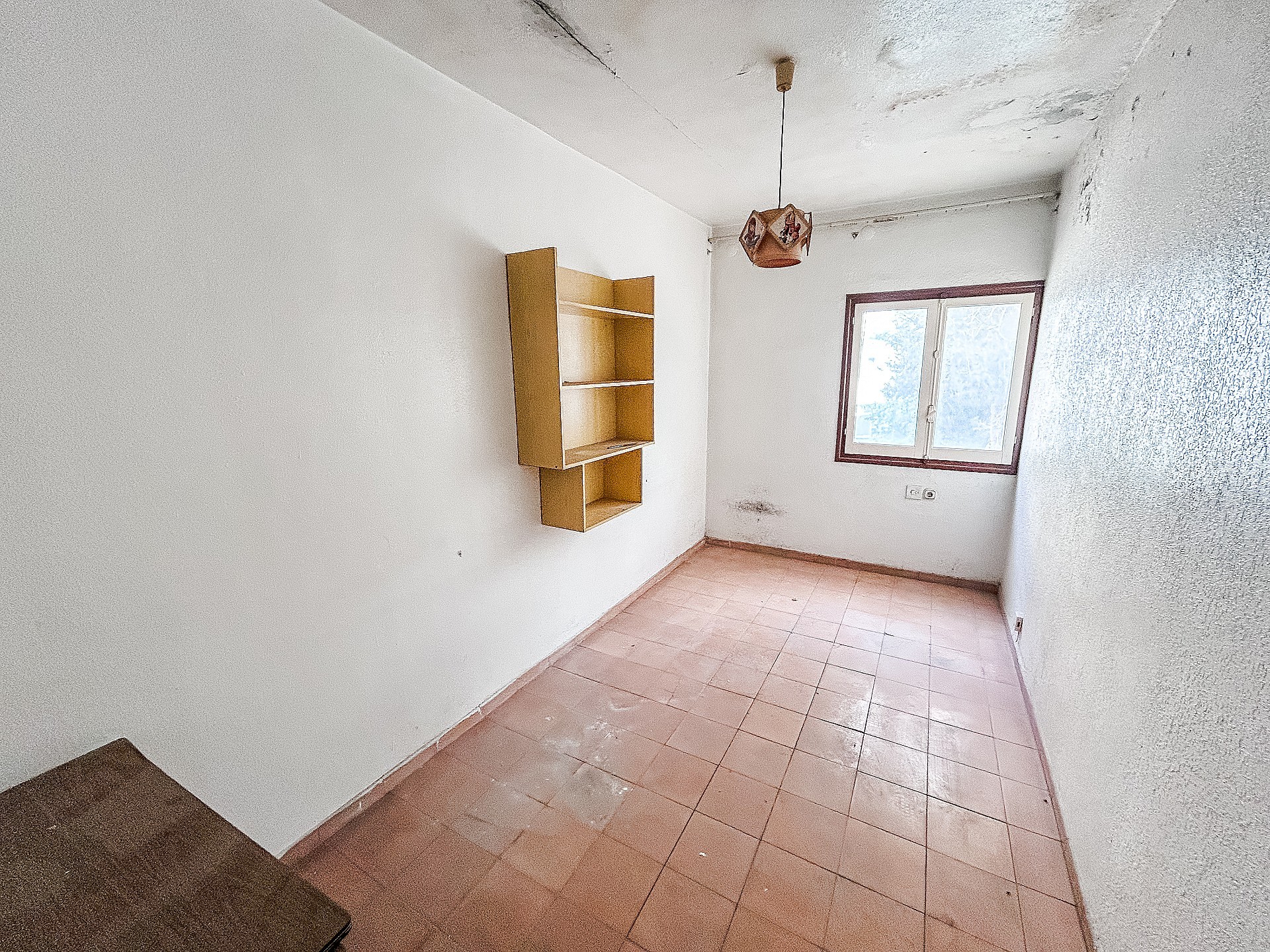 Resale - 6 Bedroom 2 Bathroom Restoration Project in Petrer -  - Alicante