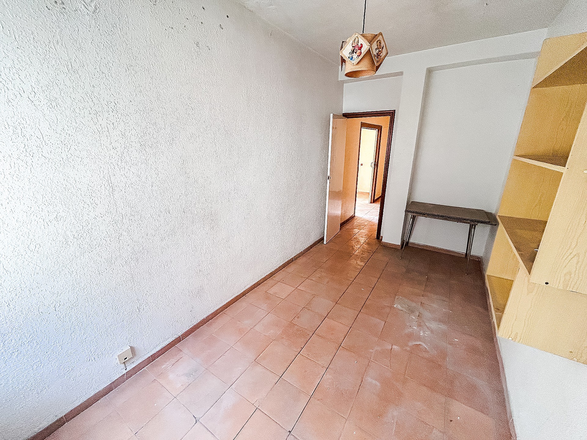 Resale - 6 Bedroom 2 Bathroom Restoration Project in Petrer -  - Alicante