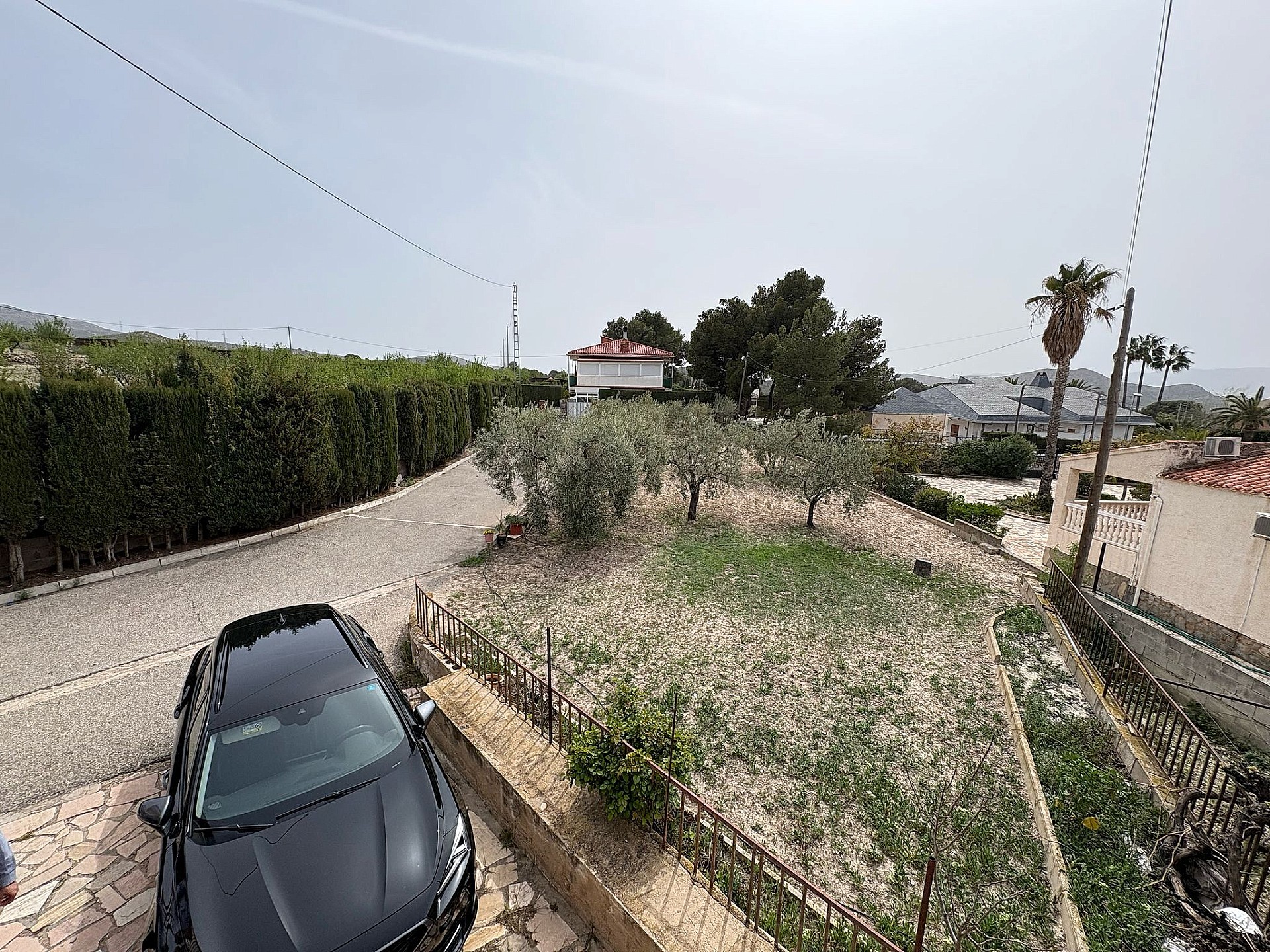 Resale - 4 Bedroom 1 Bathroom Country house in Petrer -  - Alicante