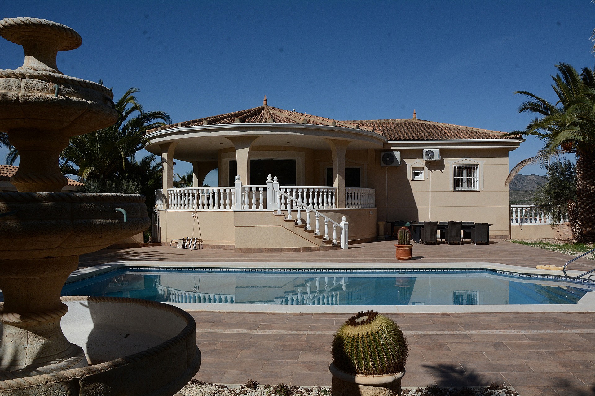 Sold - 3 Bedroom 3 Bathroom Villa in Hondon de las Nieves -  - Alicante