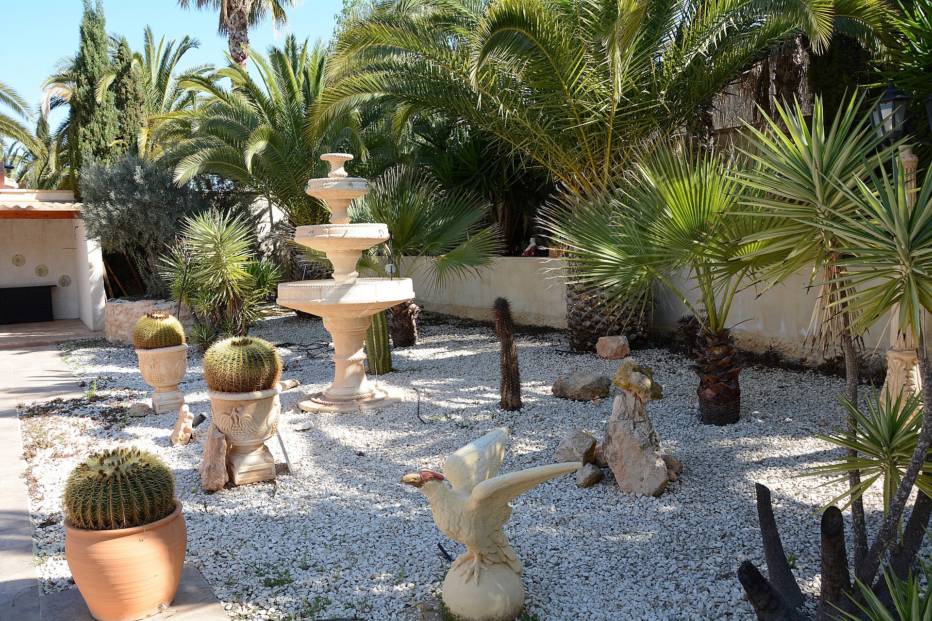 Sold - 3 Bedroom 3 Bathroom Villa in Hondon de las Nieves -  - Alicante