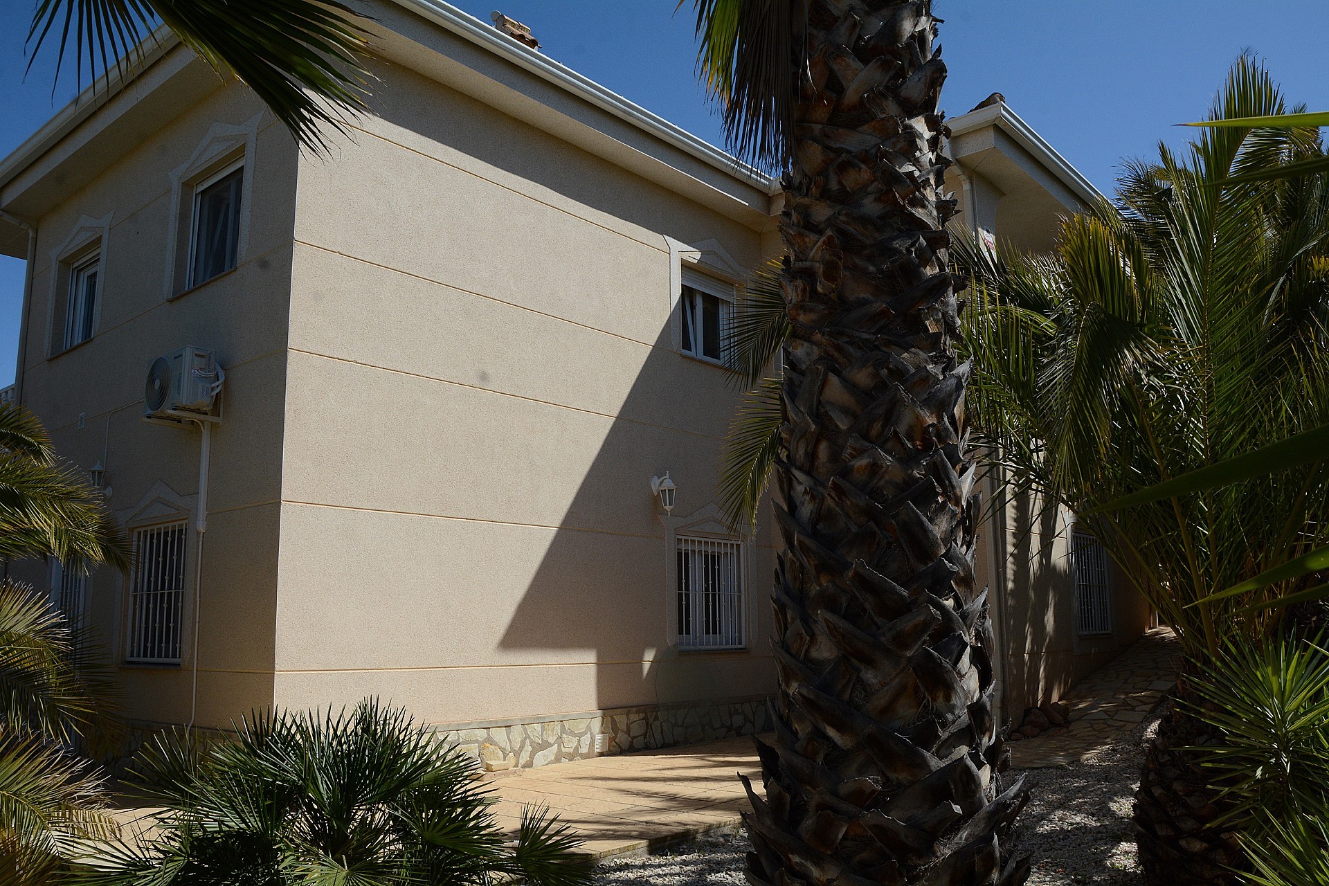 Sold - 3 Bedroom 3 Bathroom Villa in Hondon de las Nieves -  - Alicante