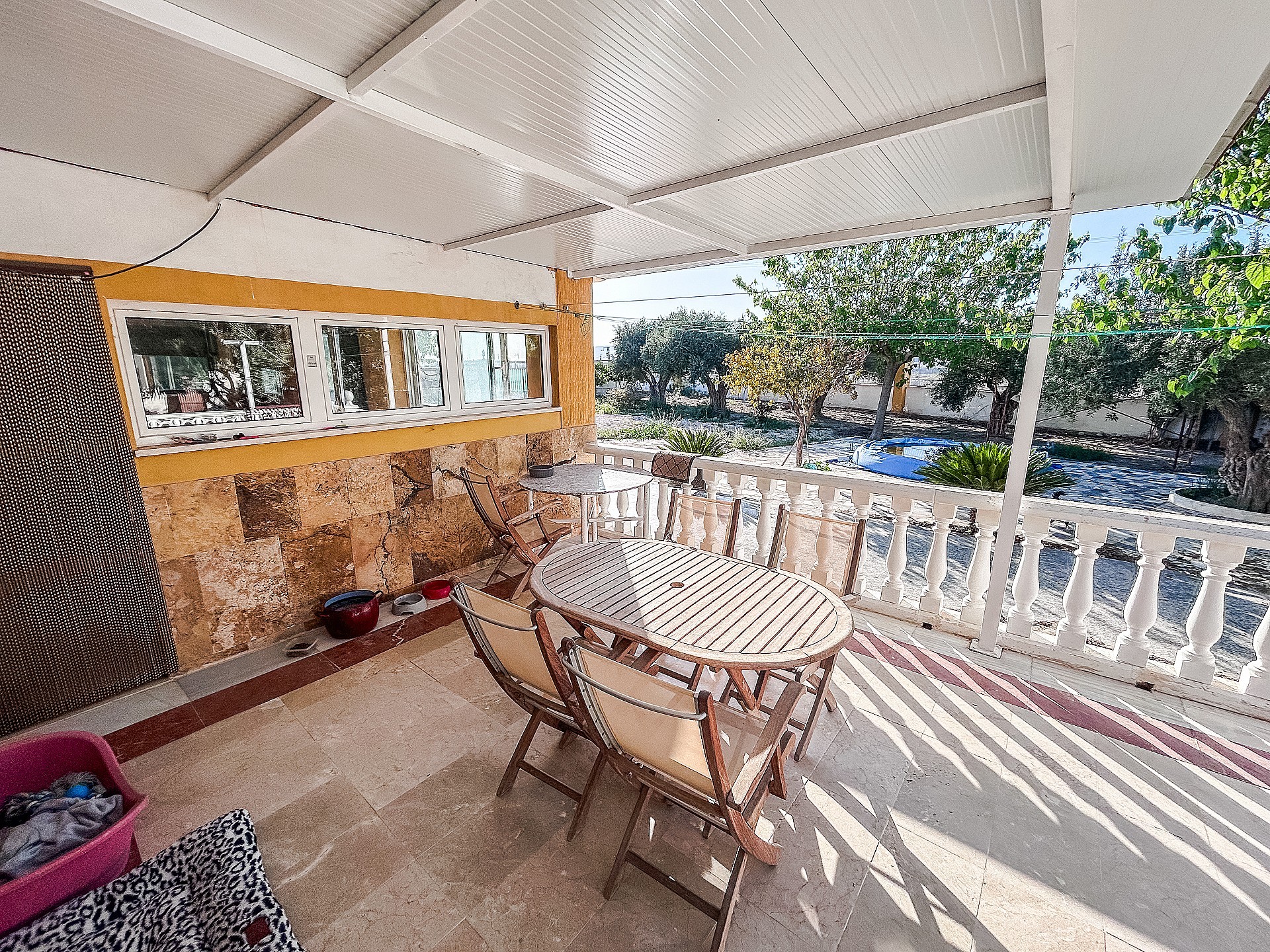 Resale - 4 Bedroom 1 Bathroom Country house in Monforte del Cid -  - Alicante