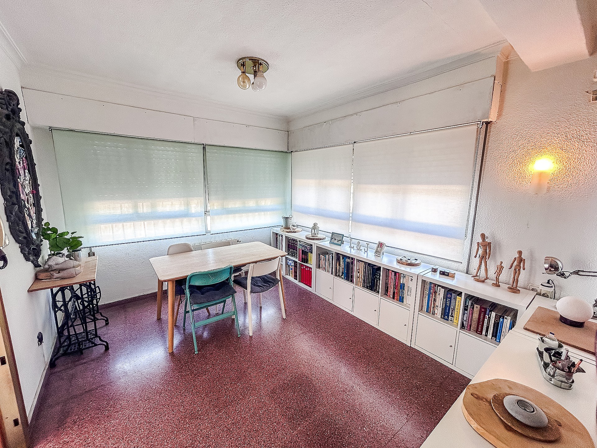 Resale - 4 Bedroom 2 Bathroom Country house in Sax -  - Alicante