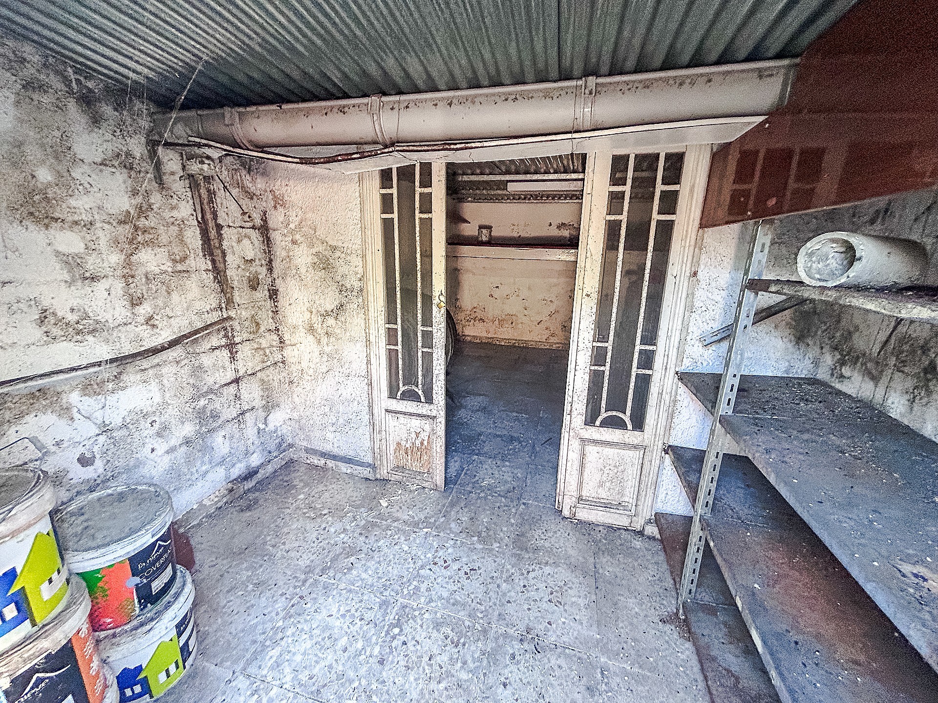 Resale - 4 Bedroom 2 Bathroom Country house in Sax -  - Alicante