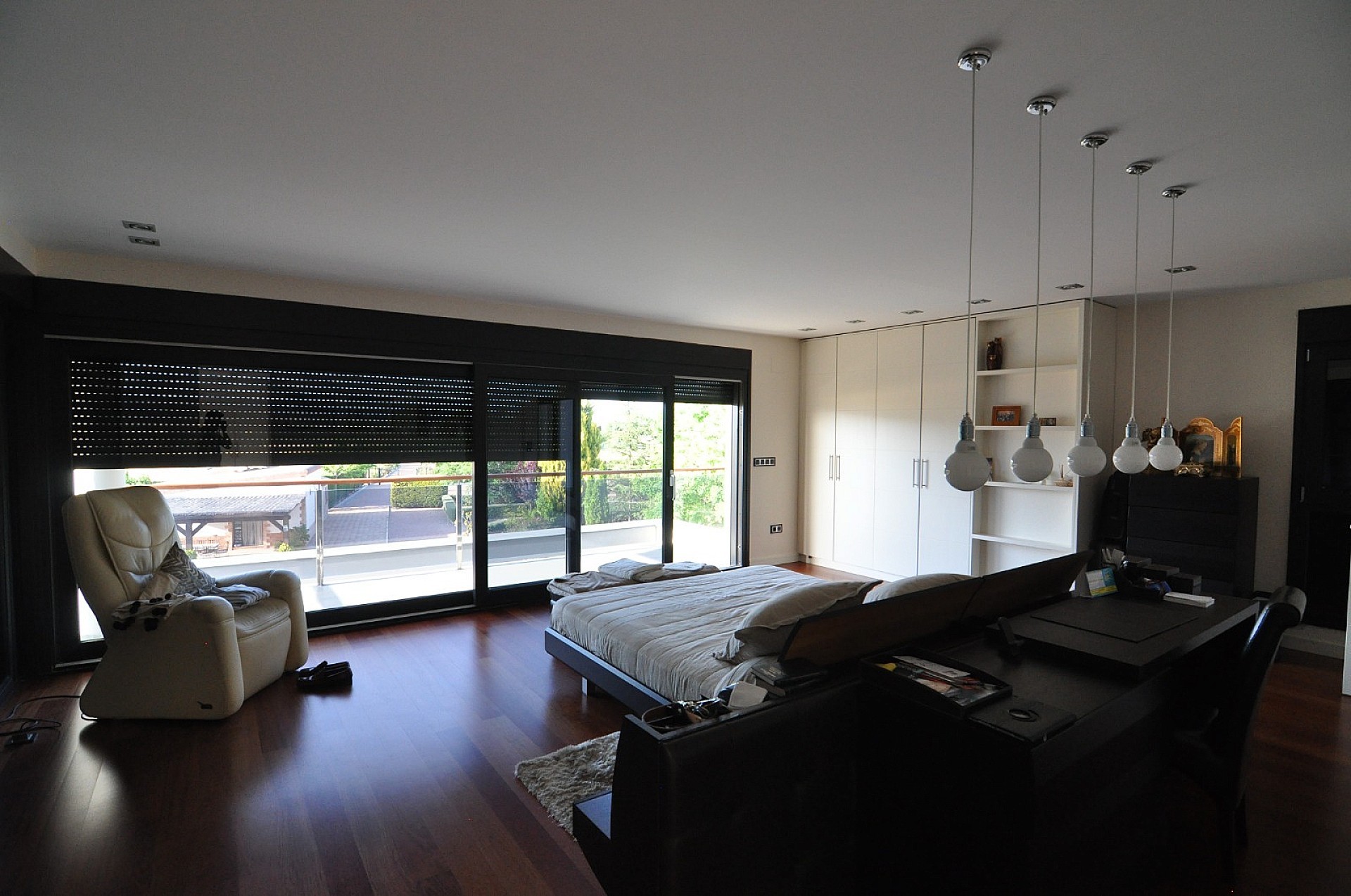 Resale - 4 Bedroom 2 Bathroom Villa in Villena -  - Alicante