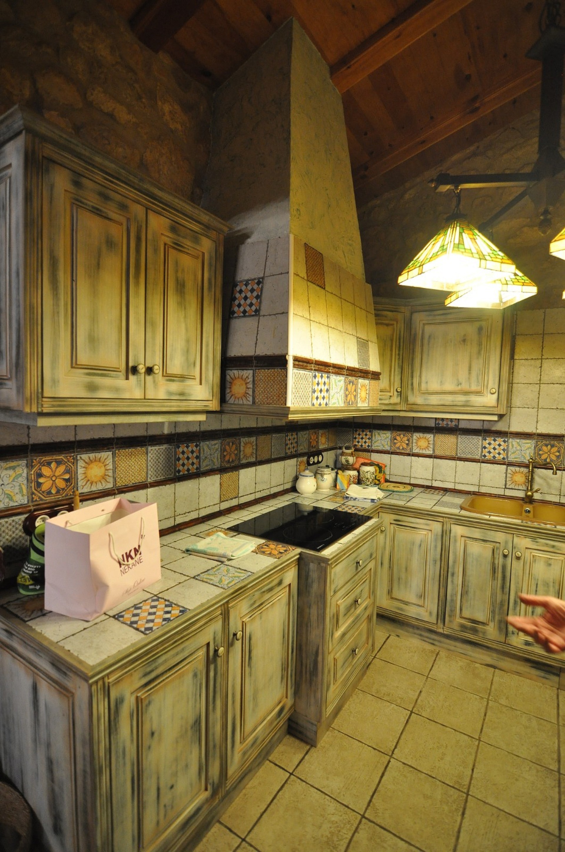 Resale - 4 Bedroom 2 Bathroom Villa in Villena -  - Alicante