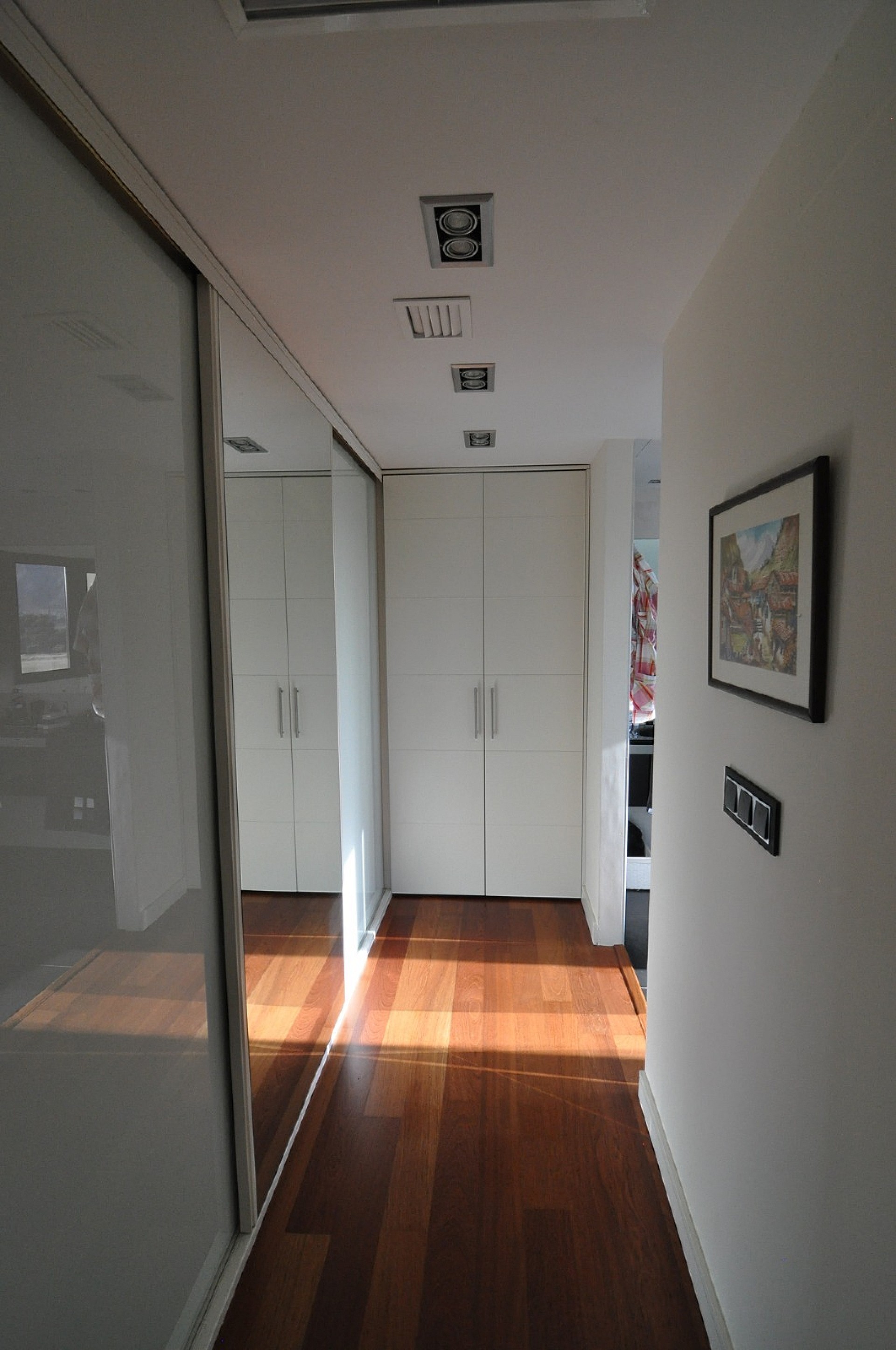 Resale - 4 Bedroom 2 Bathroom Villa in Villena -  - Alicante