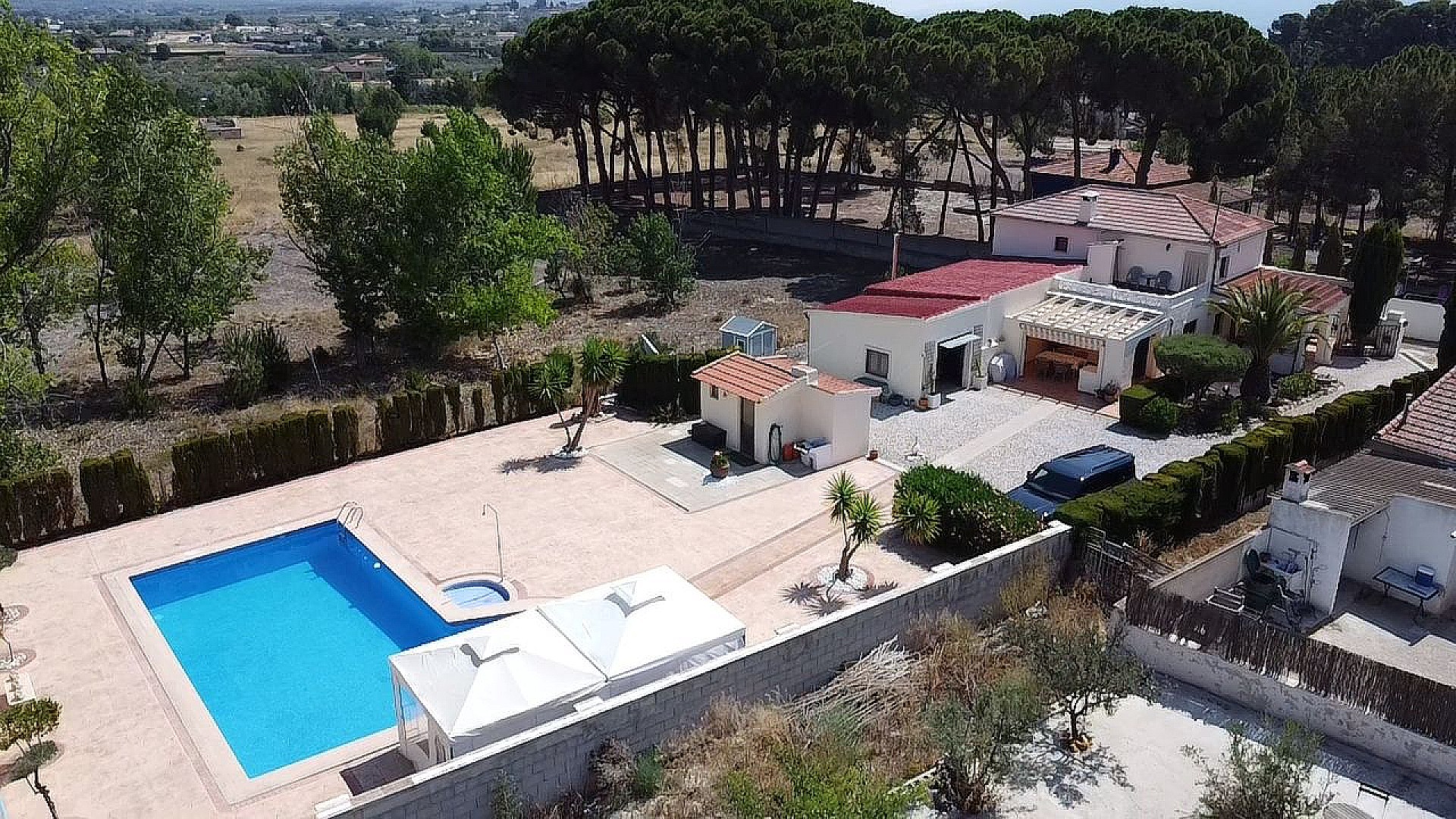 Resale - 5 Bedroom 3 Bathroom Country house in Castalla -  - Alicante