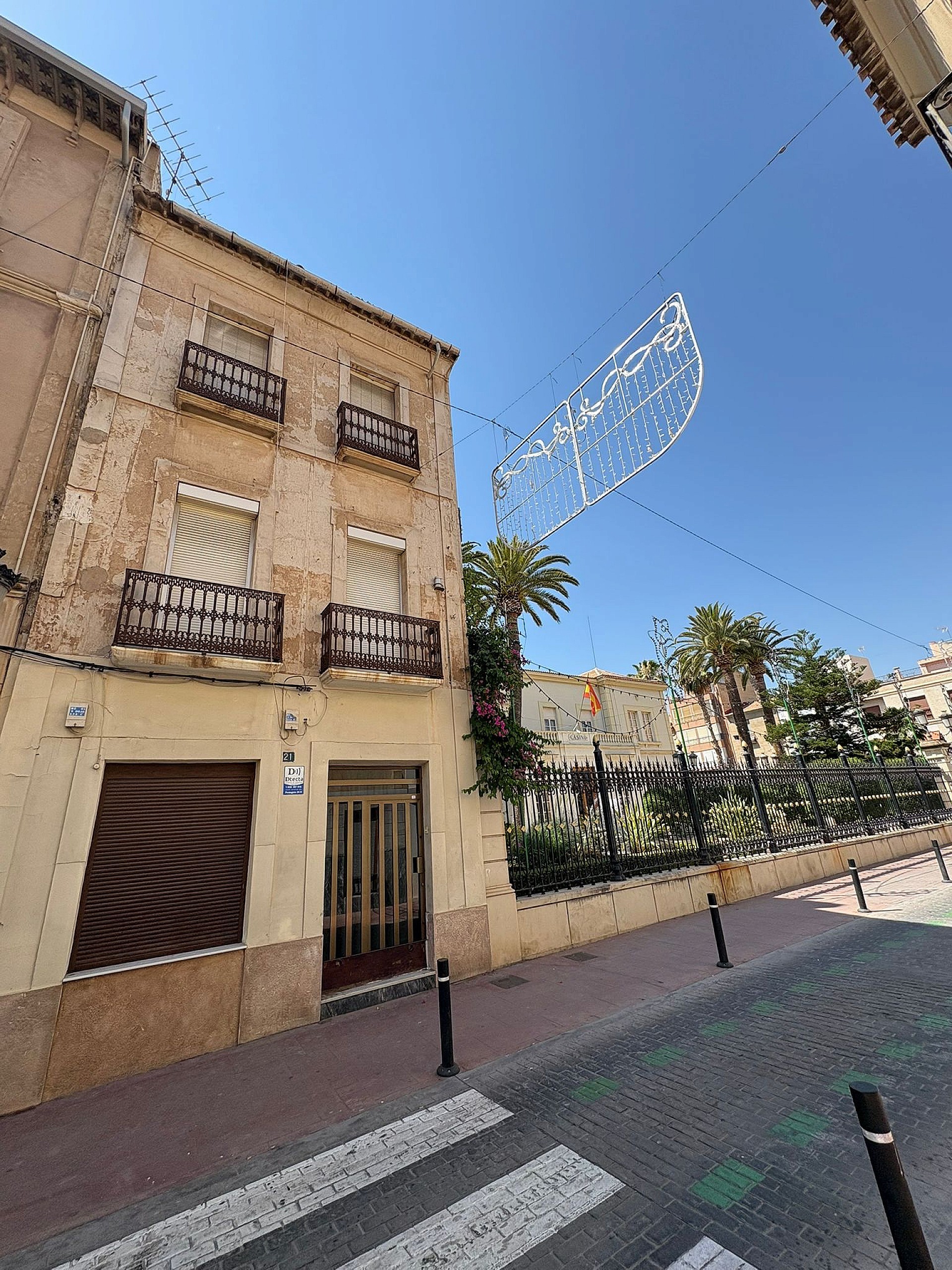 Sold - 6 Bedroom 2 Bathroom Townhouse in Novelda -  - Alicante