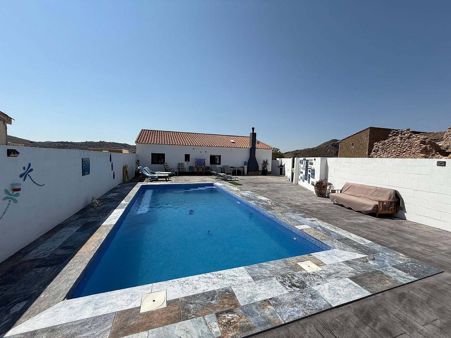 Resale - 3 Bedroom 2 Bathroom Villa in Caudete -  - Albacete
