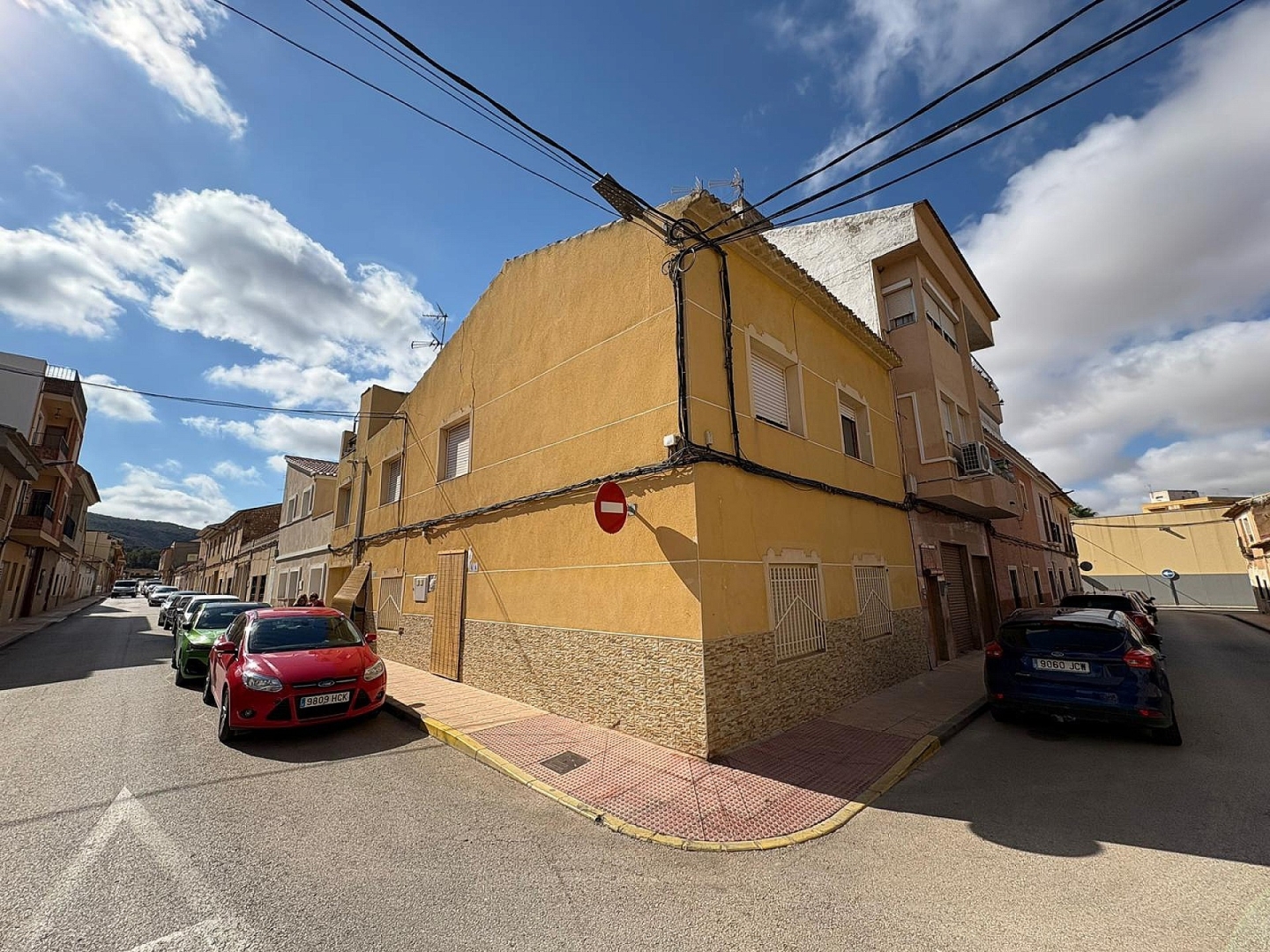 5 Bedroom 2 Bathroom Townhouse in Pinoso