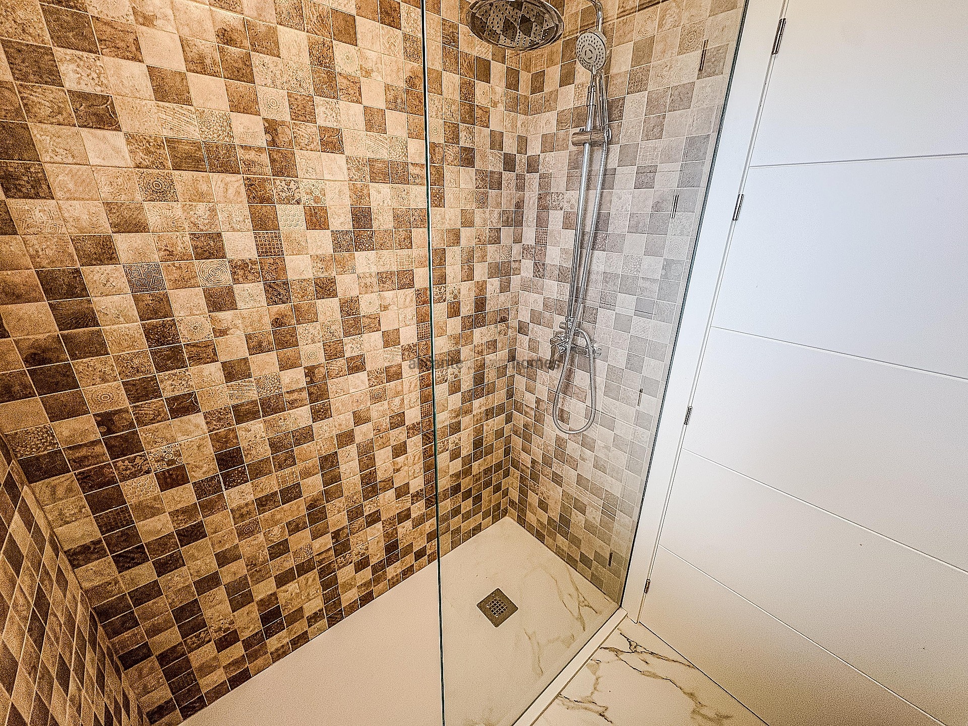 Resale - 4 Bedroom 5 Bathroom Villa in Pinoso - , Pinoso, Alicante, Spain - Alicante