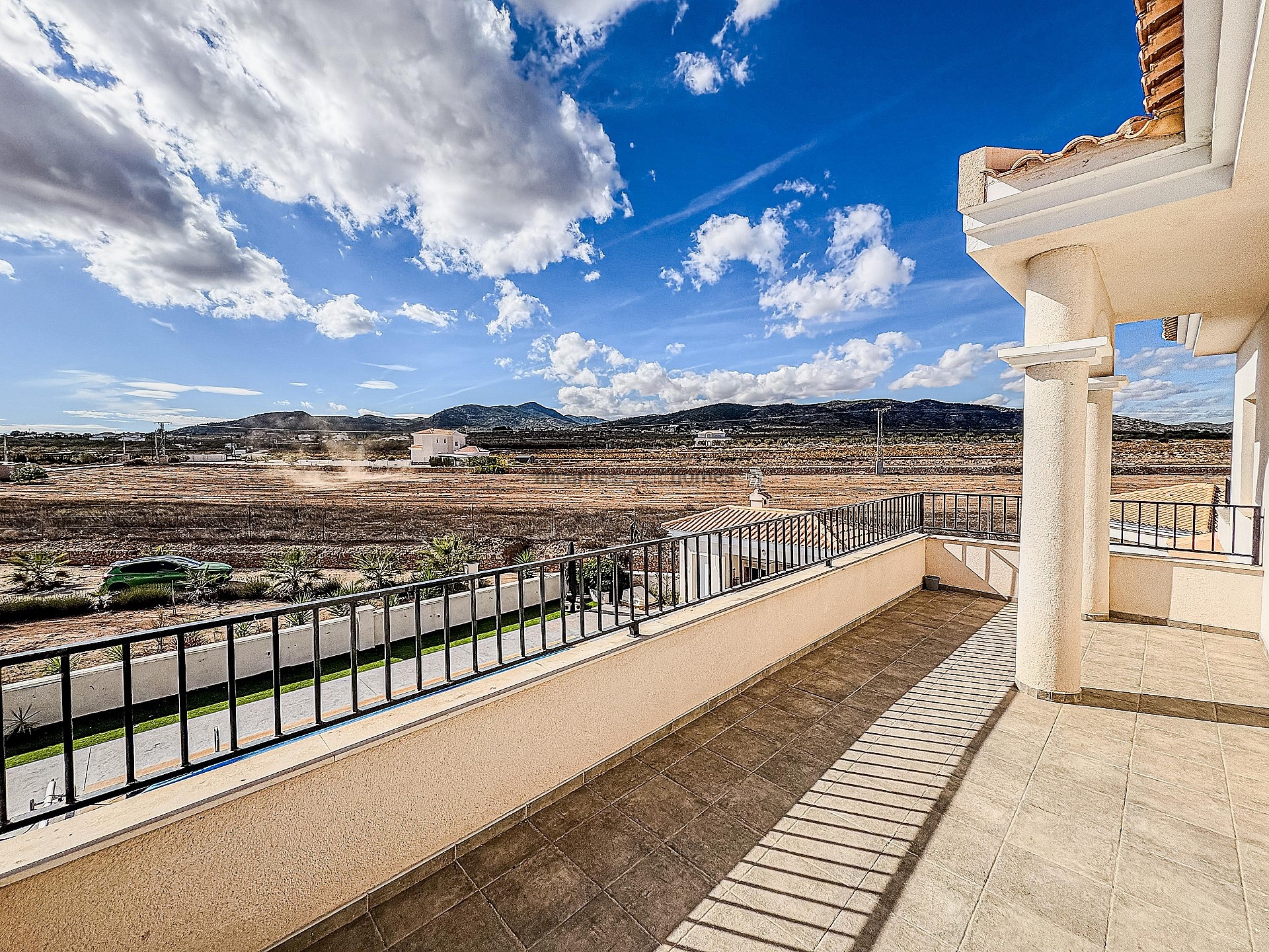 Resale - 4 Bedroom 5 Bathroom Villa in Pinoso - , Pinoso, Alicante, Spain - Alicante