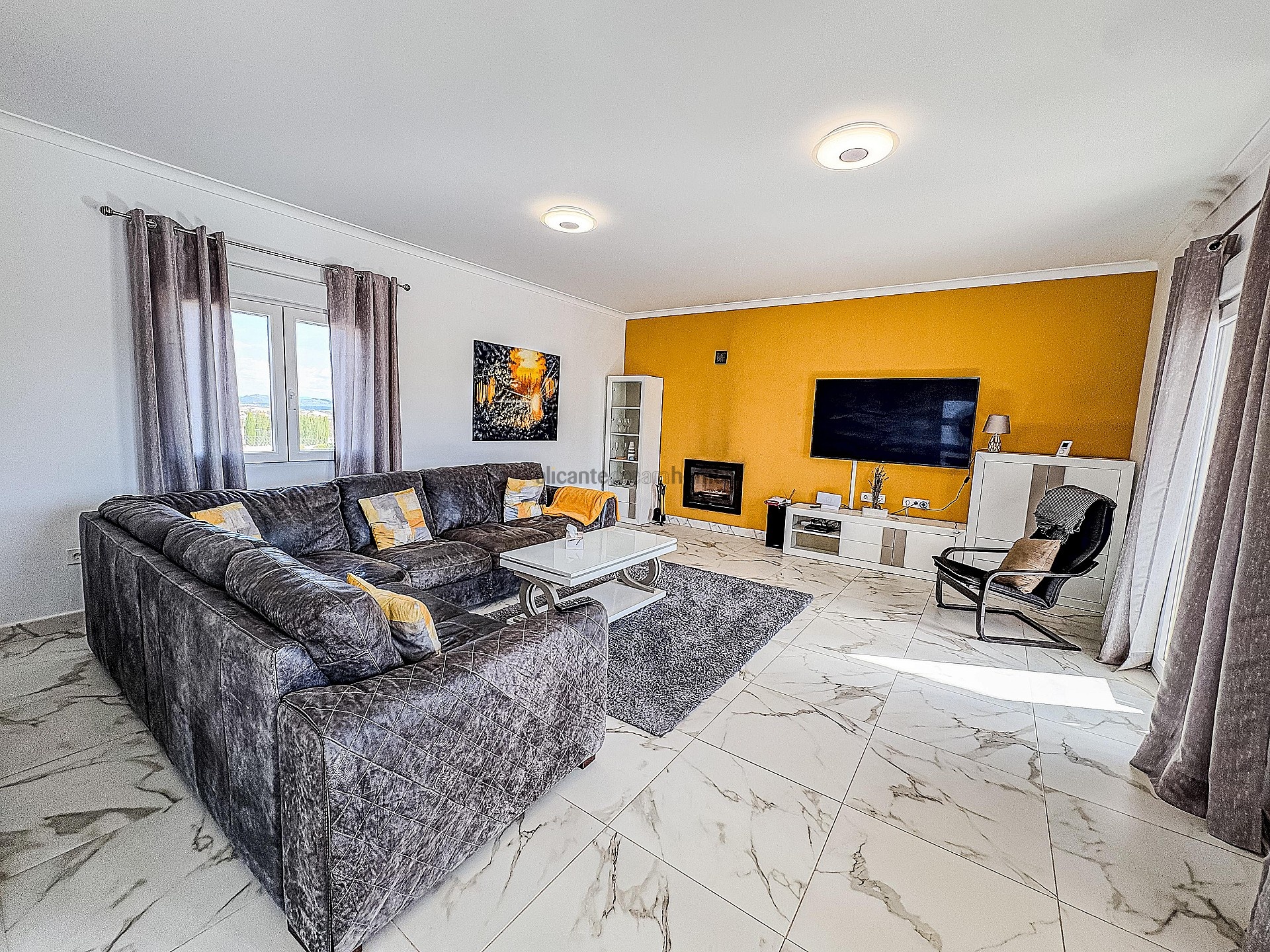 Resale - 4 Bedroom 5 Bathroom Villa in Pinoso - , Pinoso, Alicante, Spain - Alicante