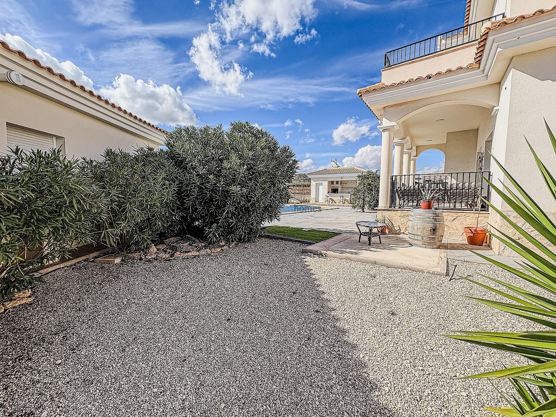 Resale - 4 Bedroom 5 Bathroom Villa in Pinoso - , Pinoso, Alicante, Spain - Alicante
