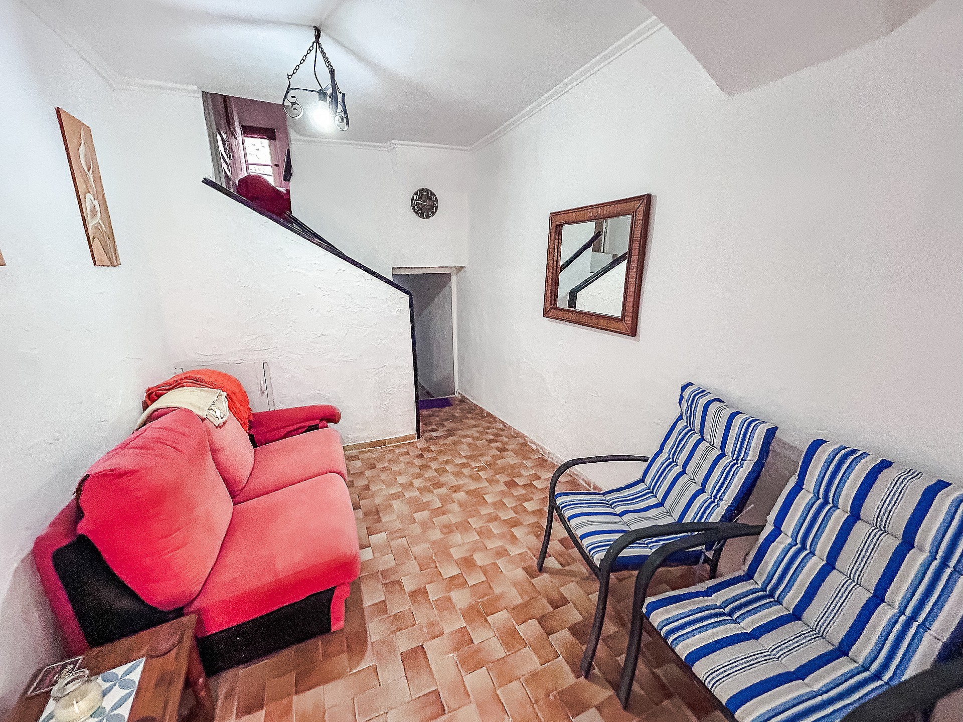 Sold - 4 Bedroom 2 Bathroom Townhouse in Onil -  - Alicante