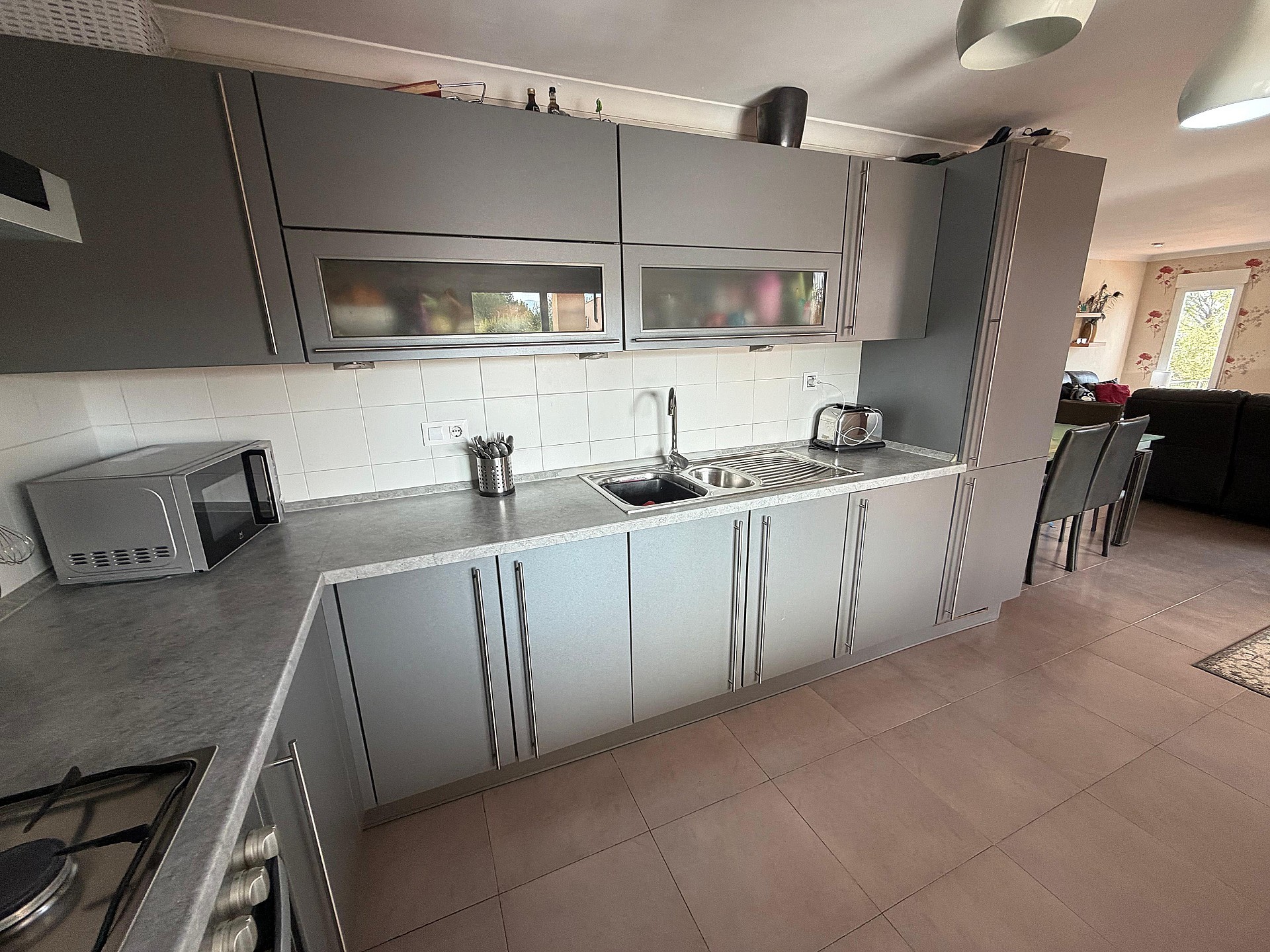 Resale - 5 Bedroom 3 Bathroom Villa in Sax -  - Alicante