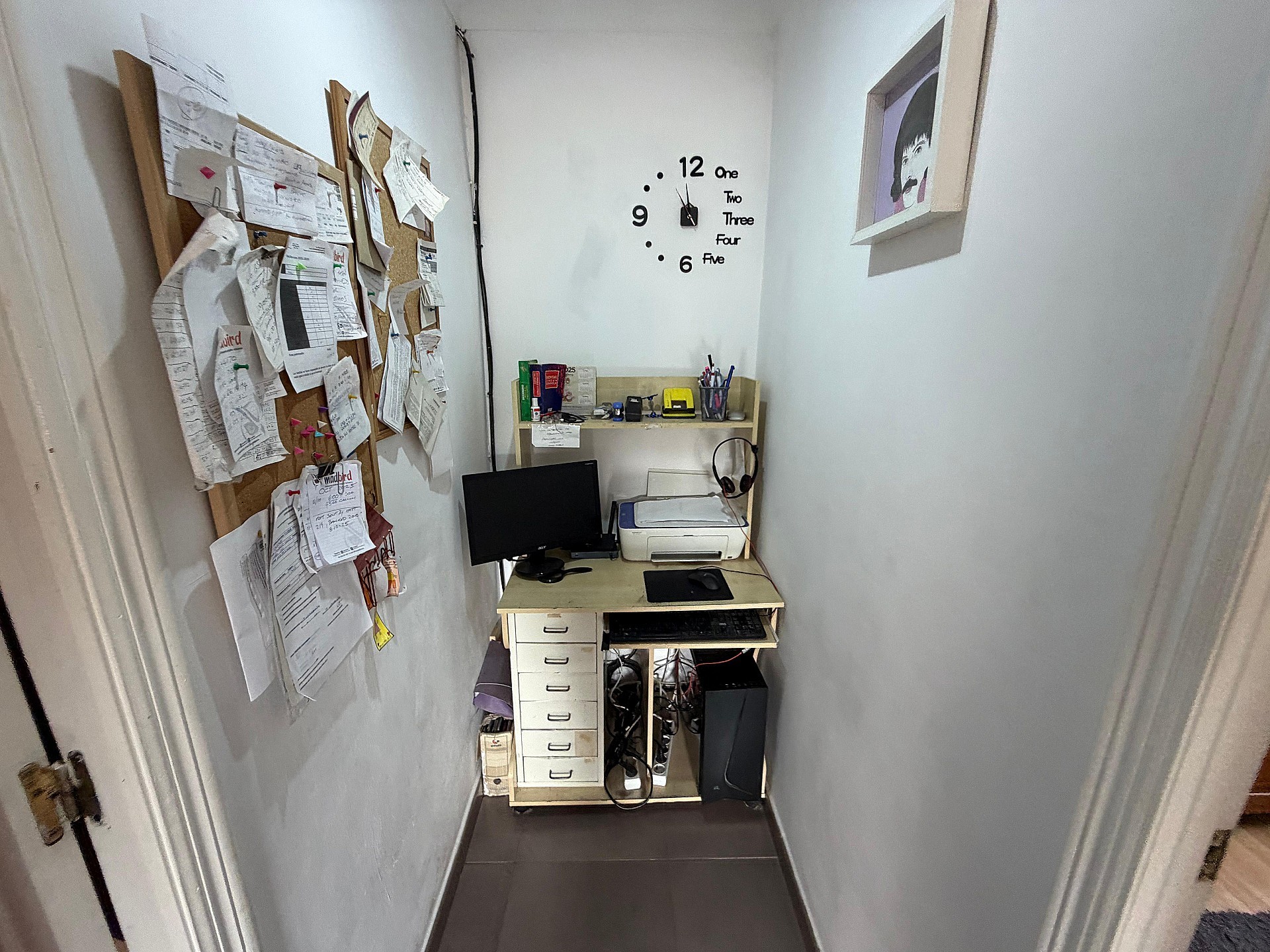 Resale - 5 Bedroom 3 Bathroom Villa in Sax -  - Alicante