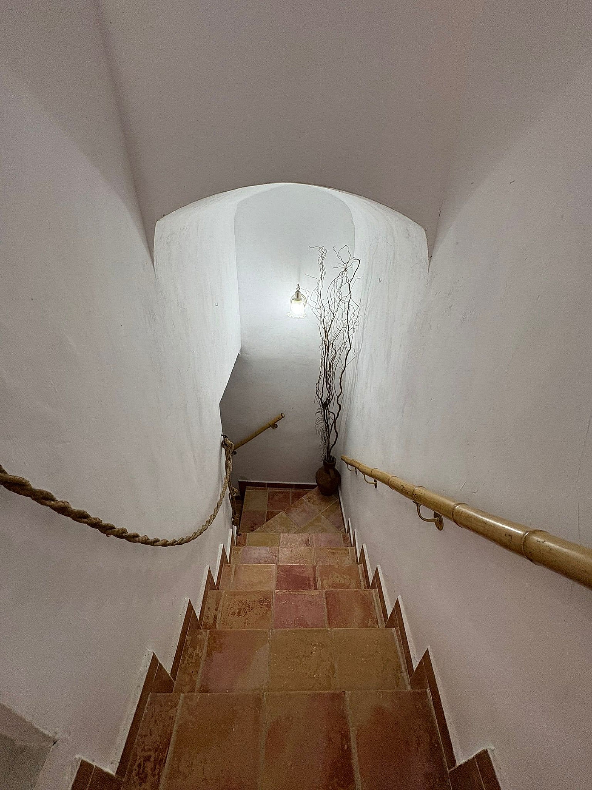 Resale - 5 Bedroom 2 Bathroom Semi-detached in Pinoso -  - Alicante