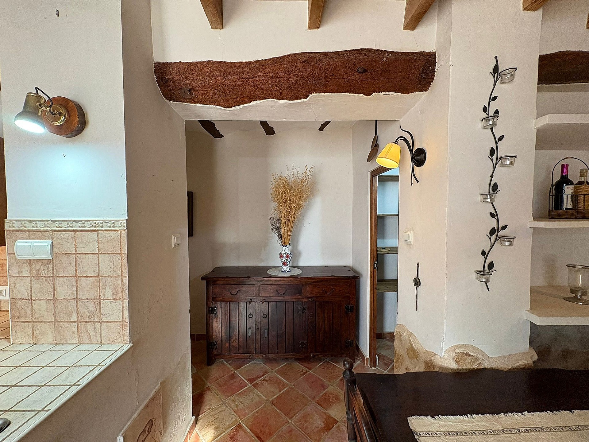 Resale - 5 Bedroom 2 Bathroom Semi-detached in Pinoso -  - Alicante