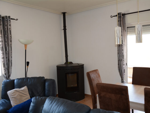 Resale - 3 Bedroom 2 Bathroom Villa in Macisvenda -  - Murcia