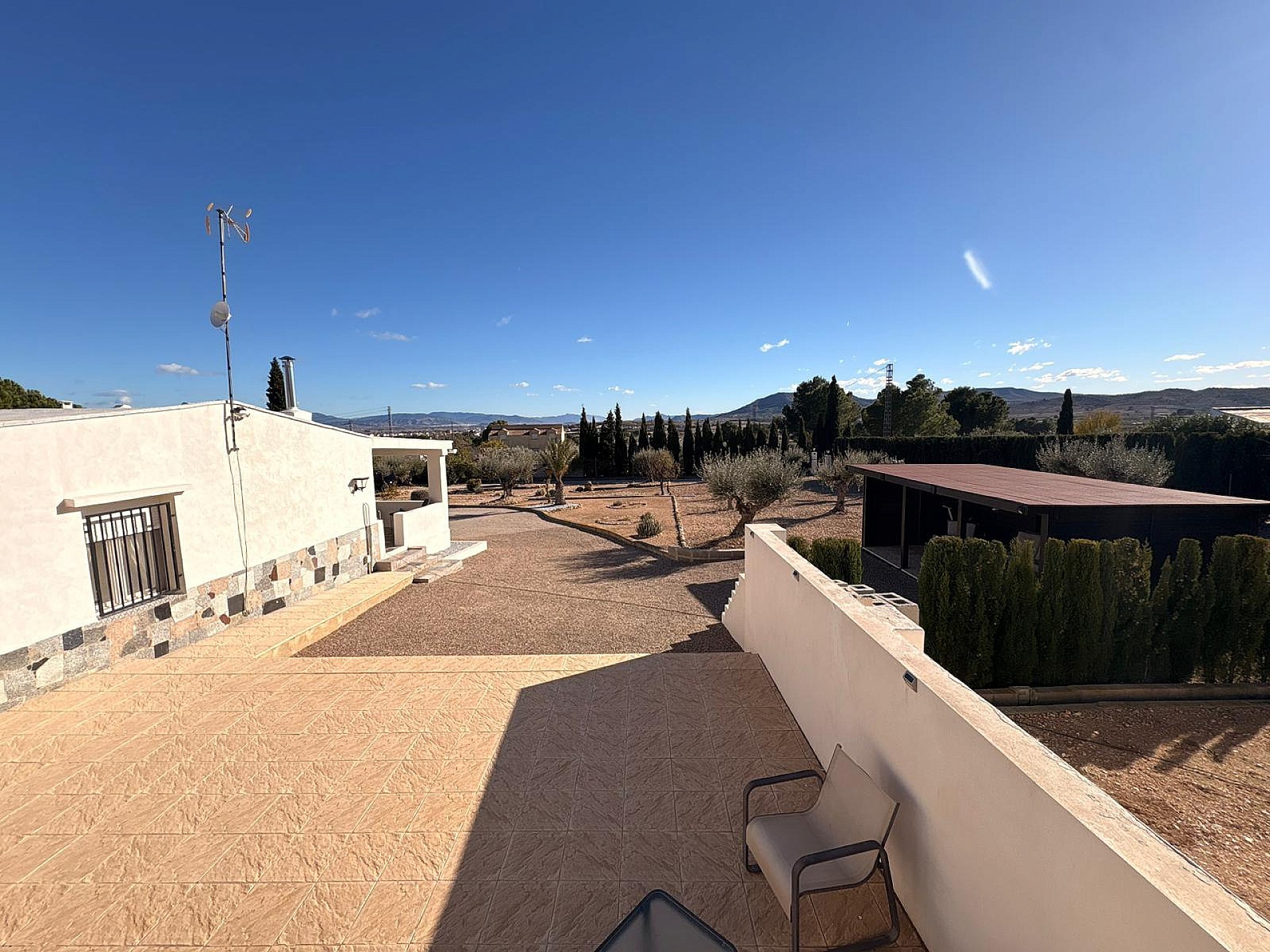 Resale - 3 Bedroom 2 Bathroom Country house in Caudete -  - Albacete