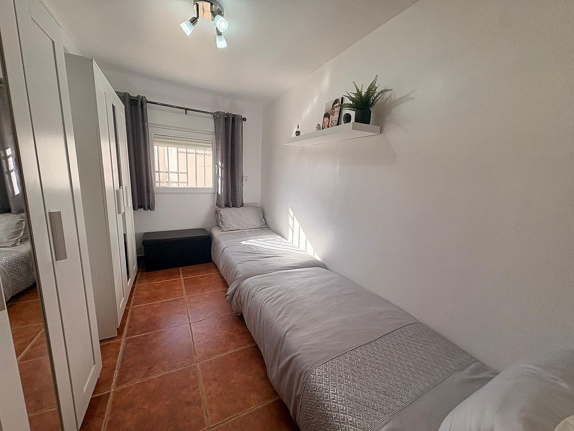 Resale - 3 Bedroom 2 Bathroom Country house in Caudete -  - Albacete