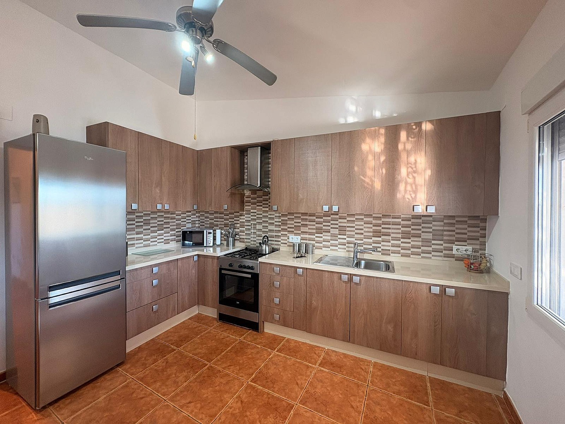 Resale - 3 Bedroom 2 Bathroom Country house in Caudete -  - Albacete