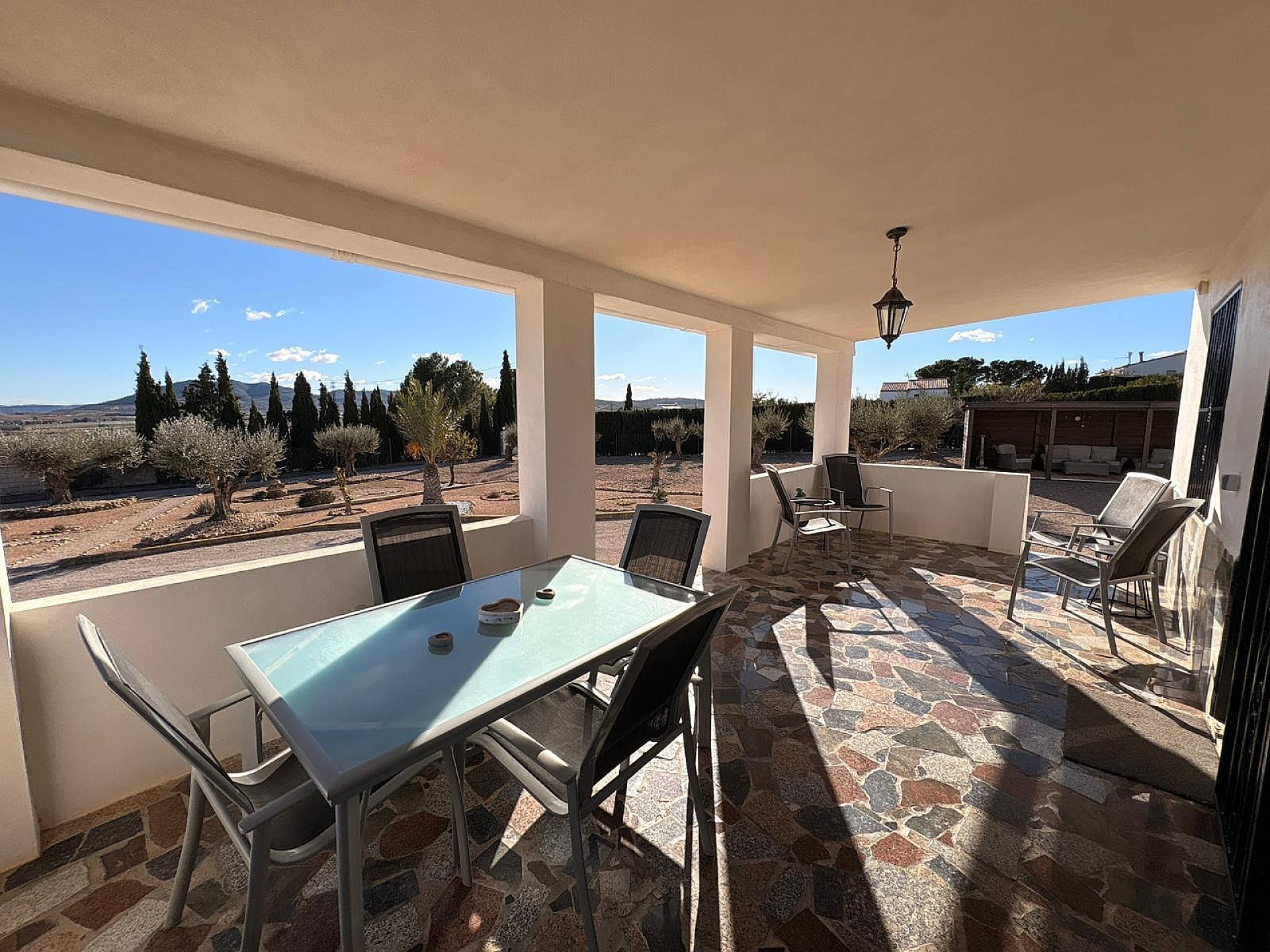 Resale - 3 Bedroom 2 Bathroom Country house in Caudete -  - Albacete