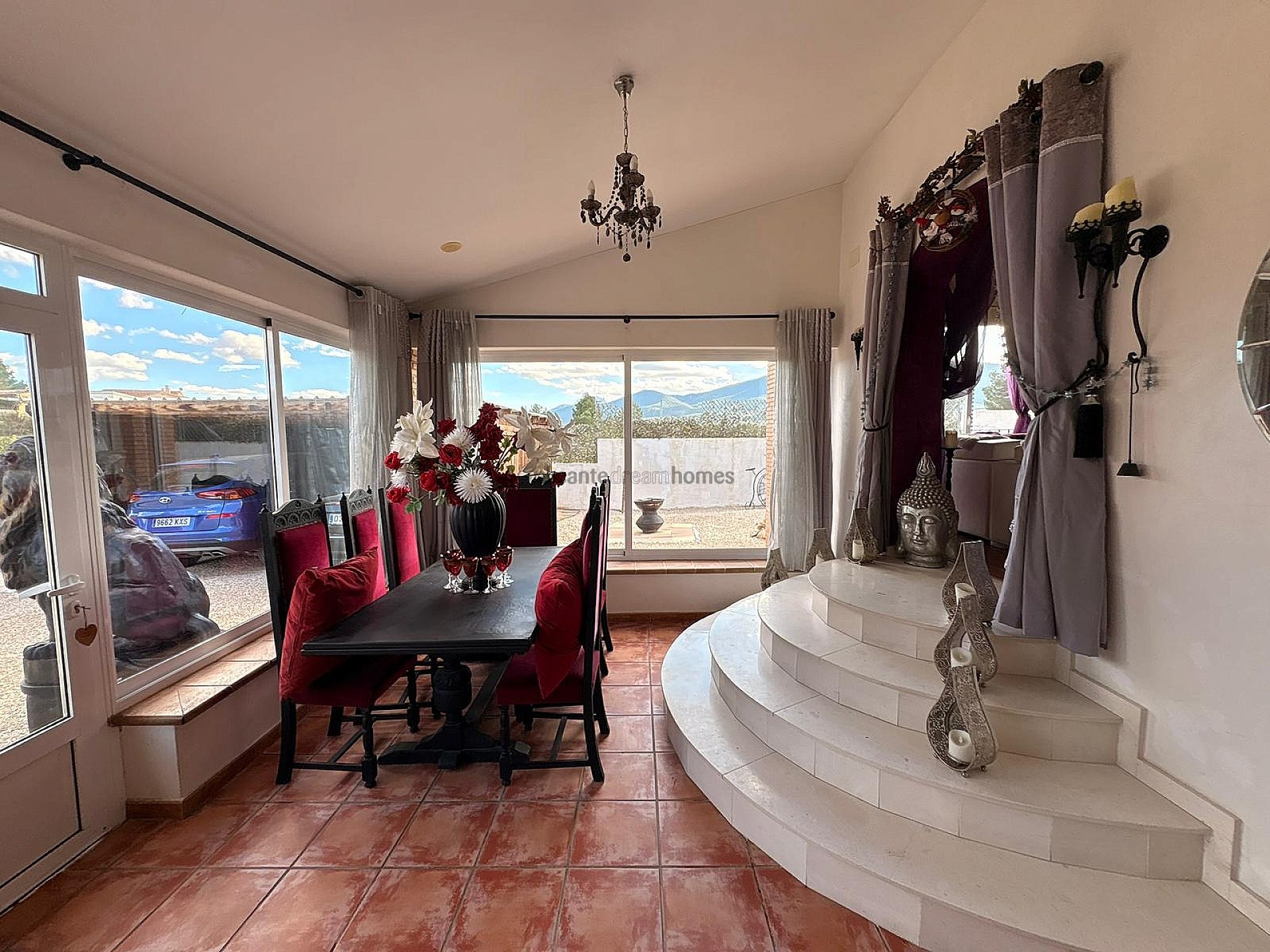 Resale - 8 Bedroom 6 Bathroom Villa in Castalla -  - Alicante