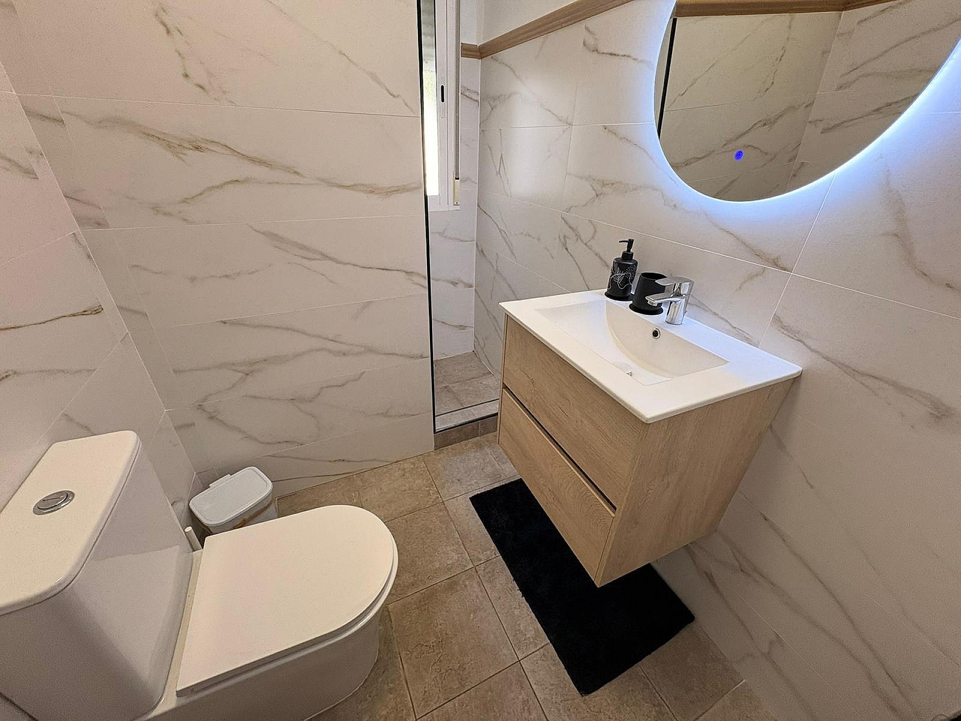 Resale - 8 Bedroom 6 Bathroom Villa in Castalla -  - Alicante